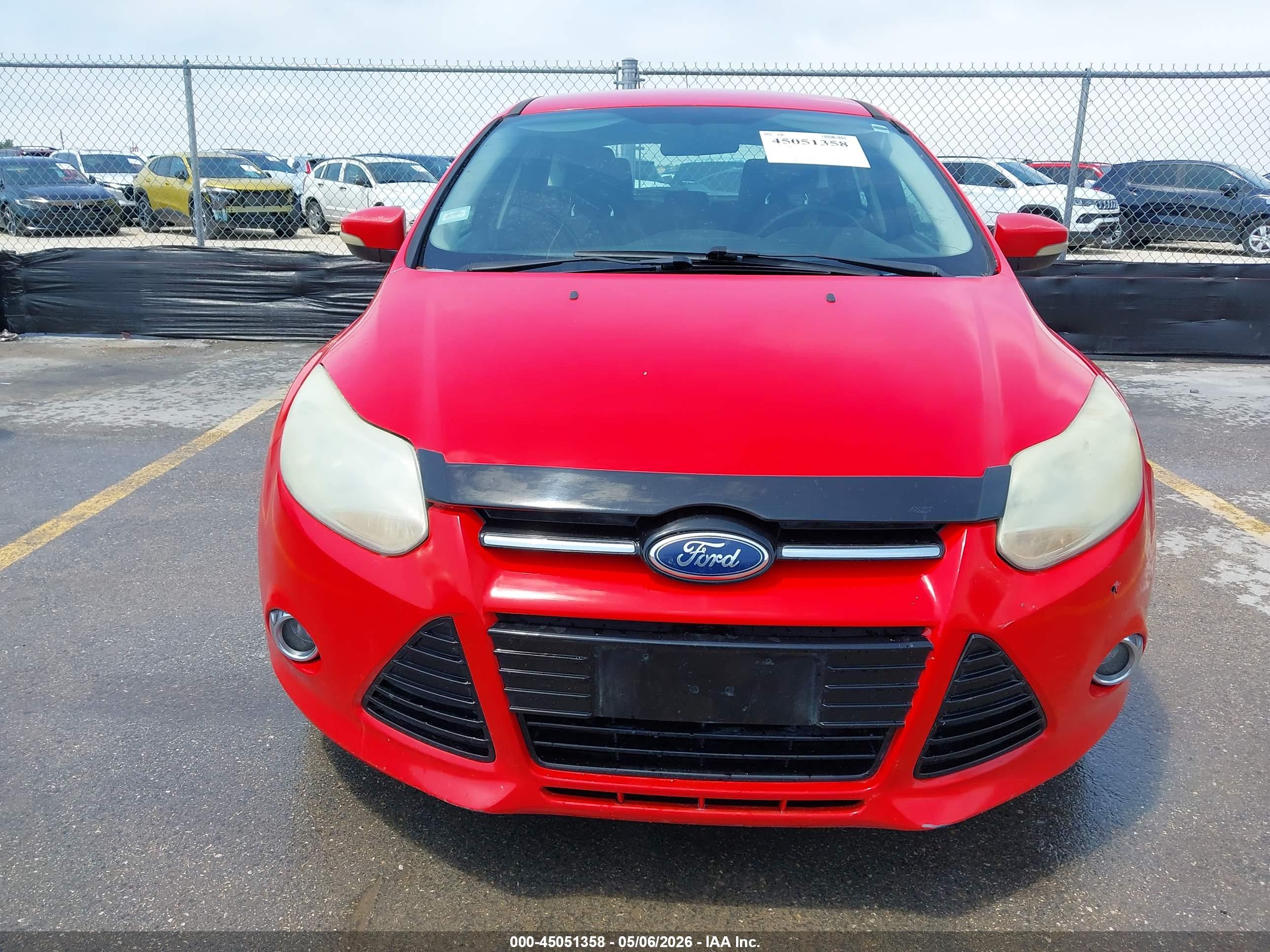FORD FOCUS image 6
