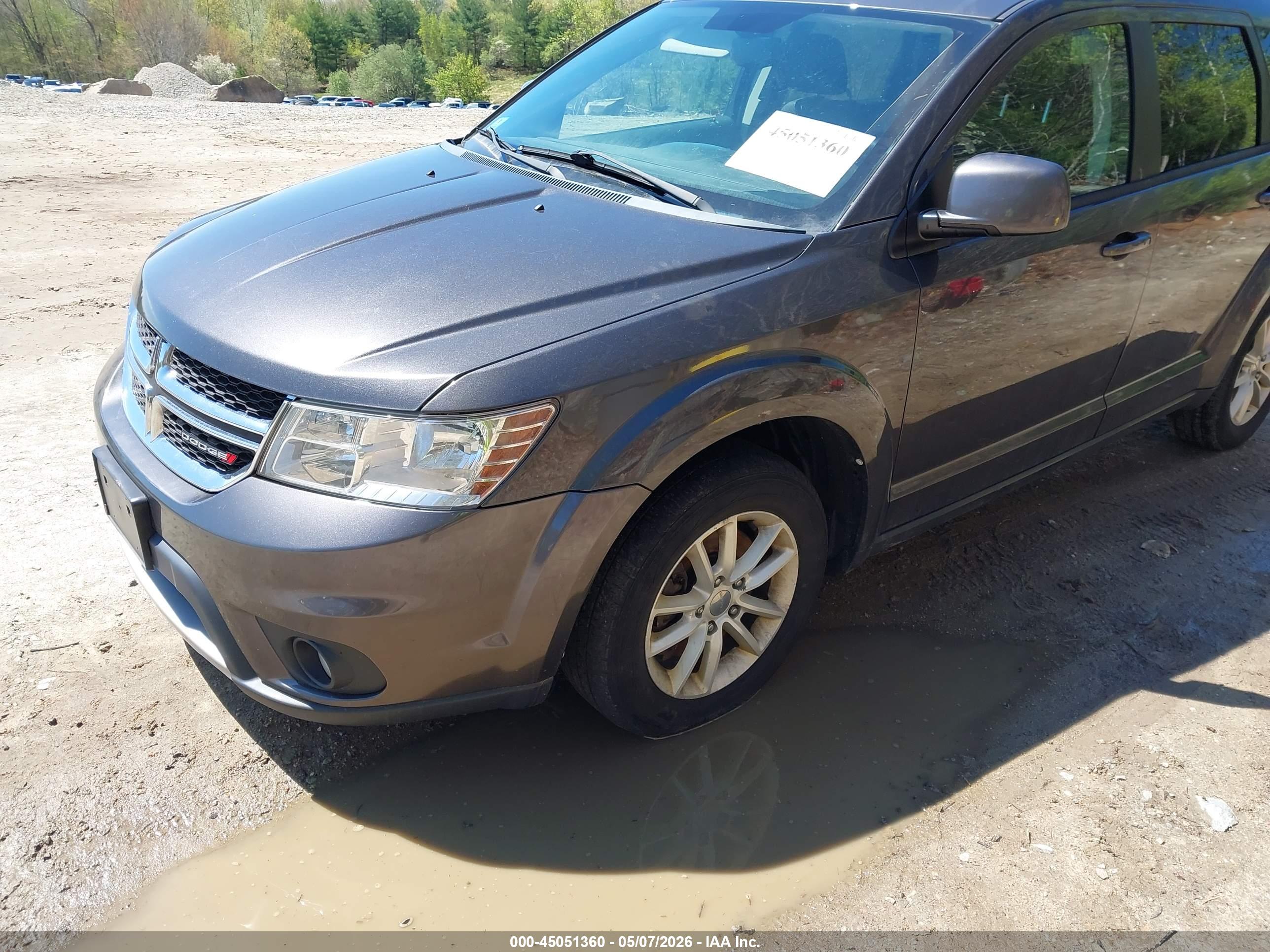 DODGE JOURNEY image 2