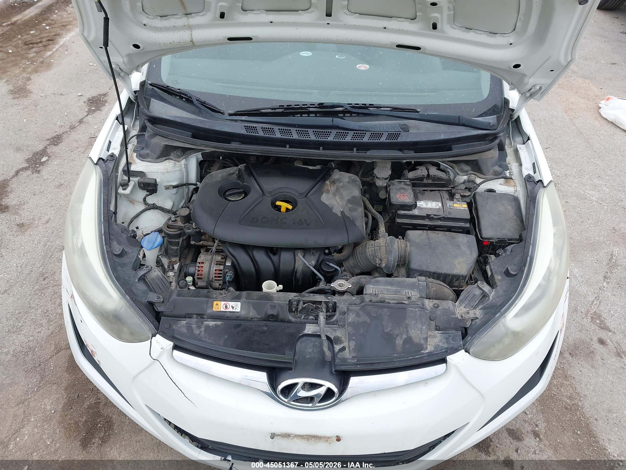 HYUNDAI ELANTRA image 10