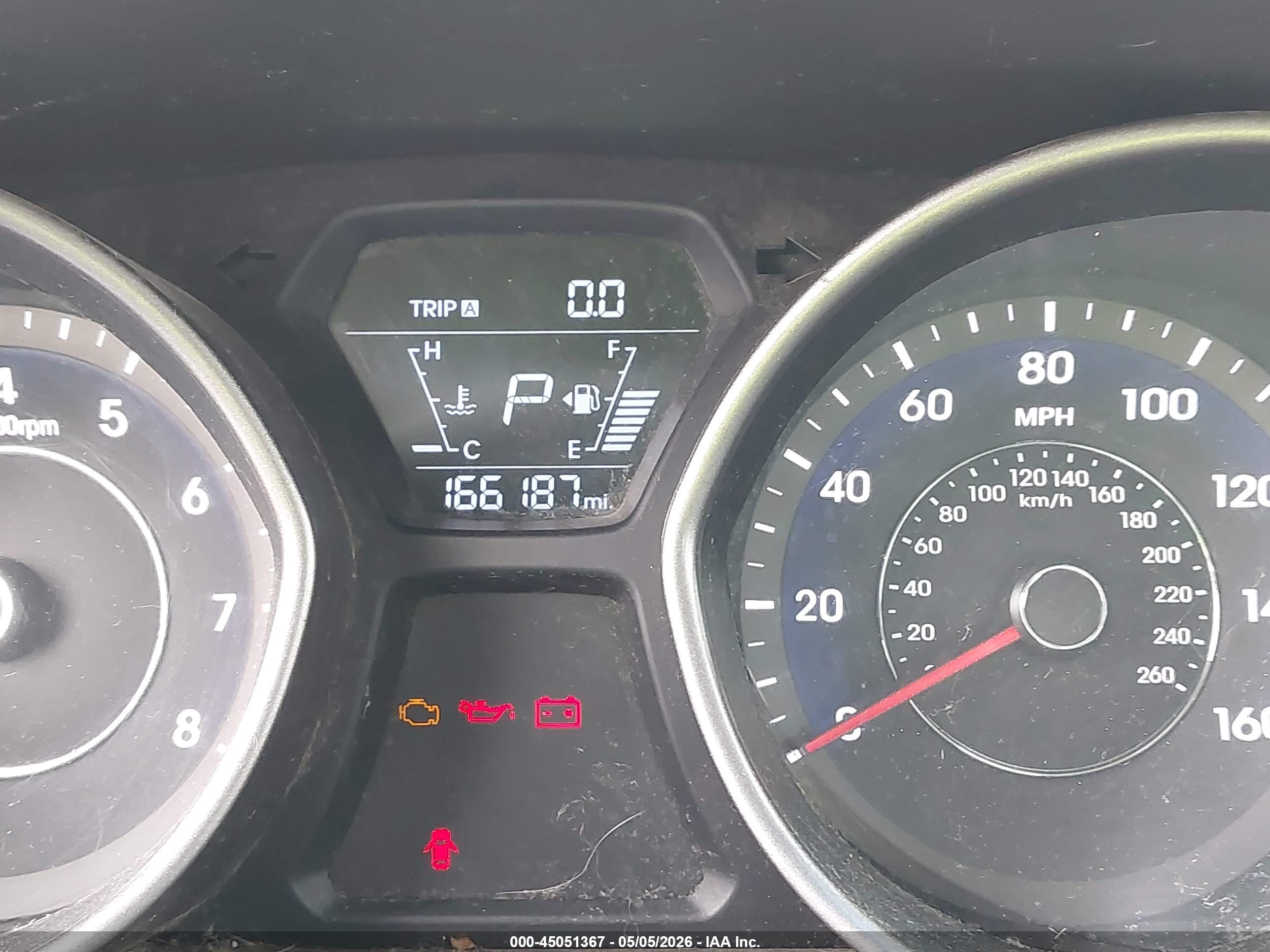 HYUNDAI ELANTRA image 7
