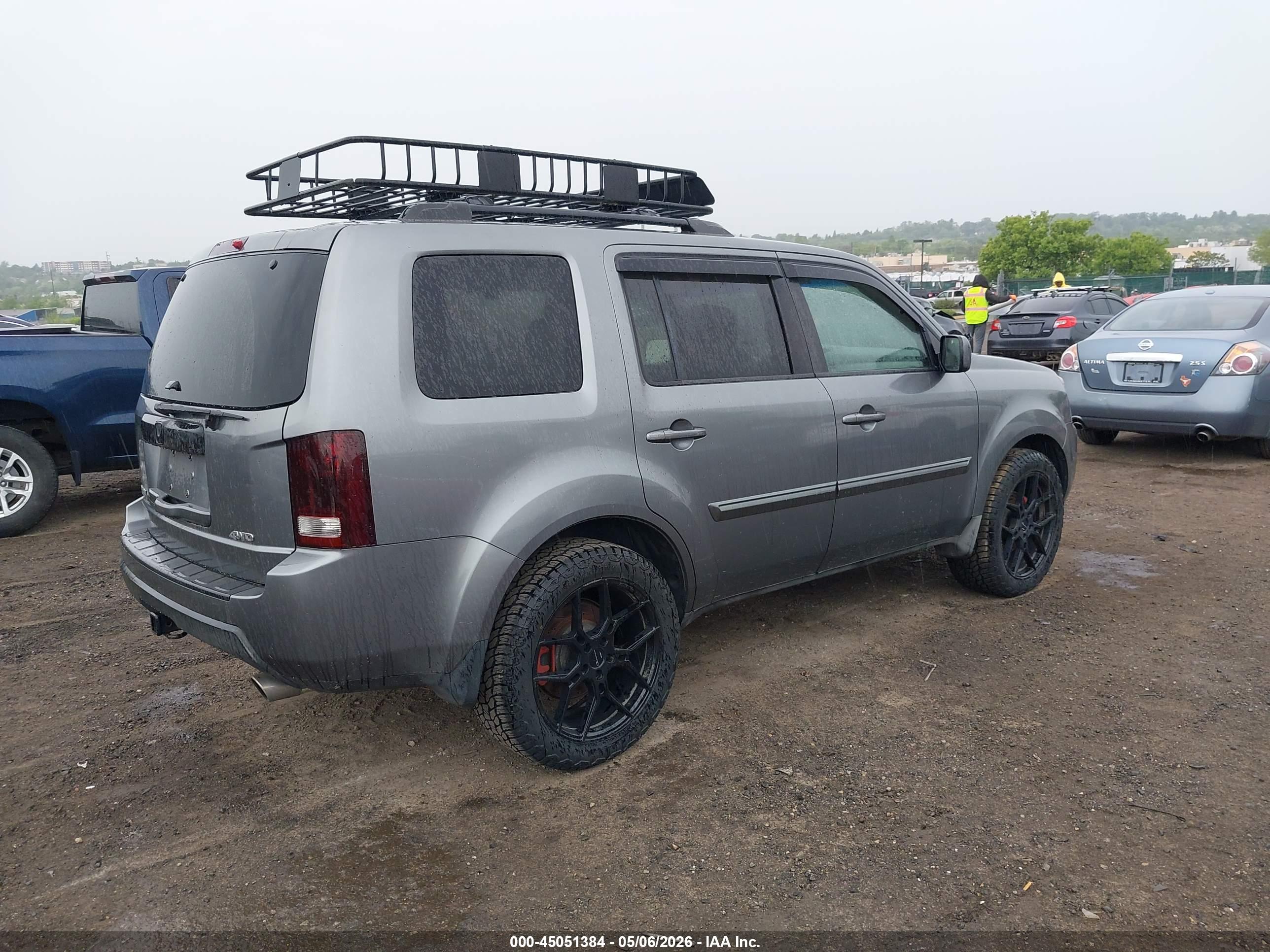 HONDA PILOT image 4