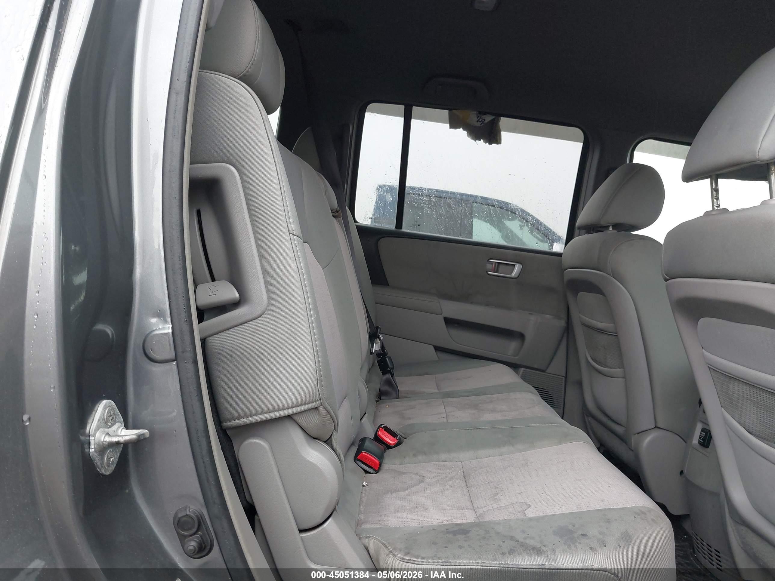 HONDA PILOT image 8