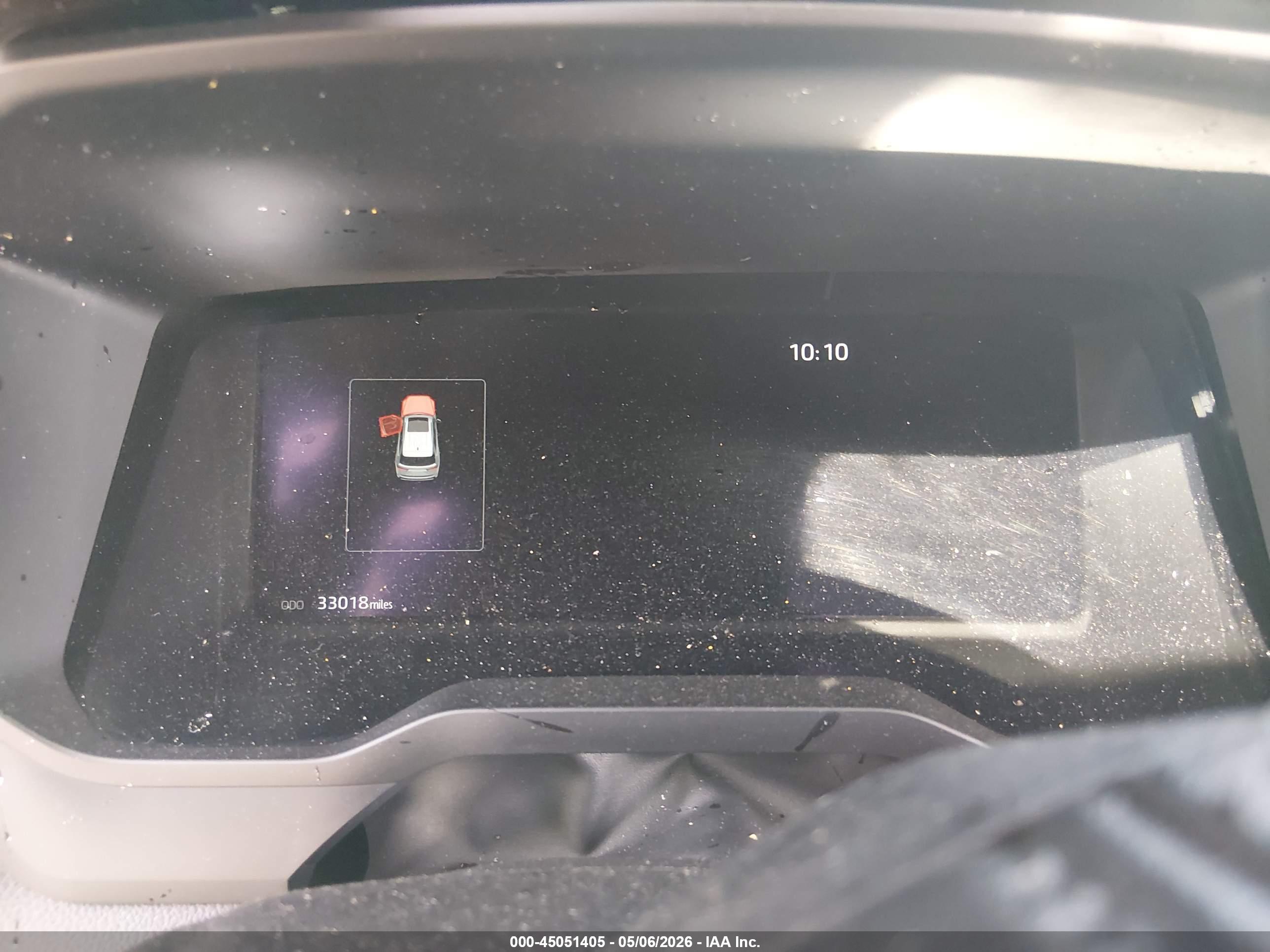 TOYOTA SEQUOIA image 7