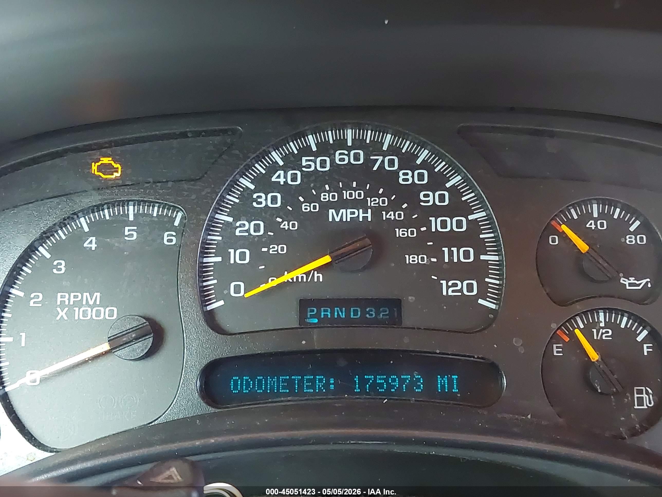 CHEVROLET SILVERADO image 7