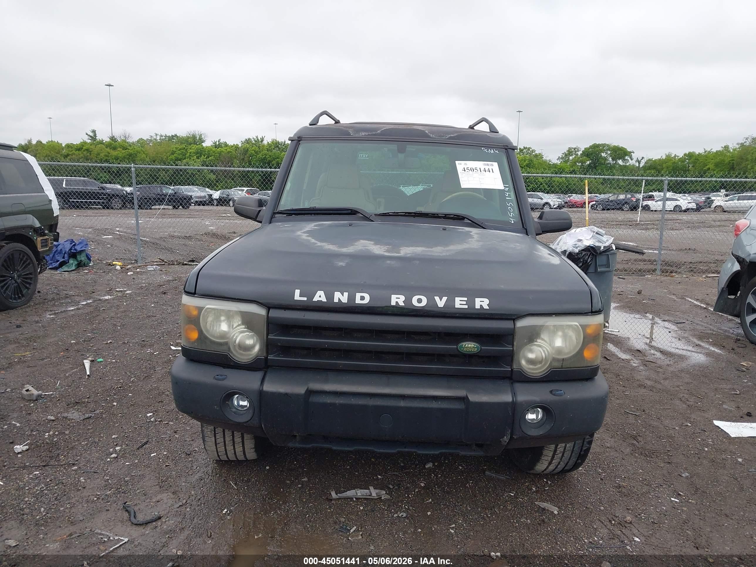 LAND ROVER image 6