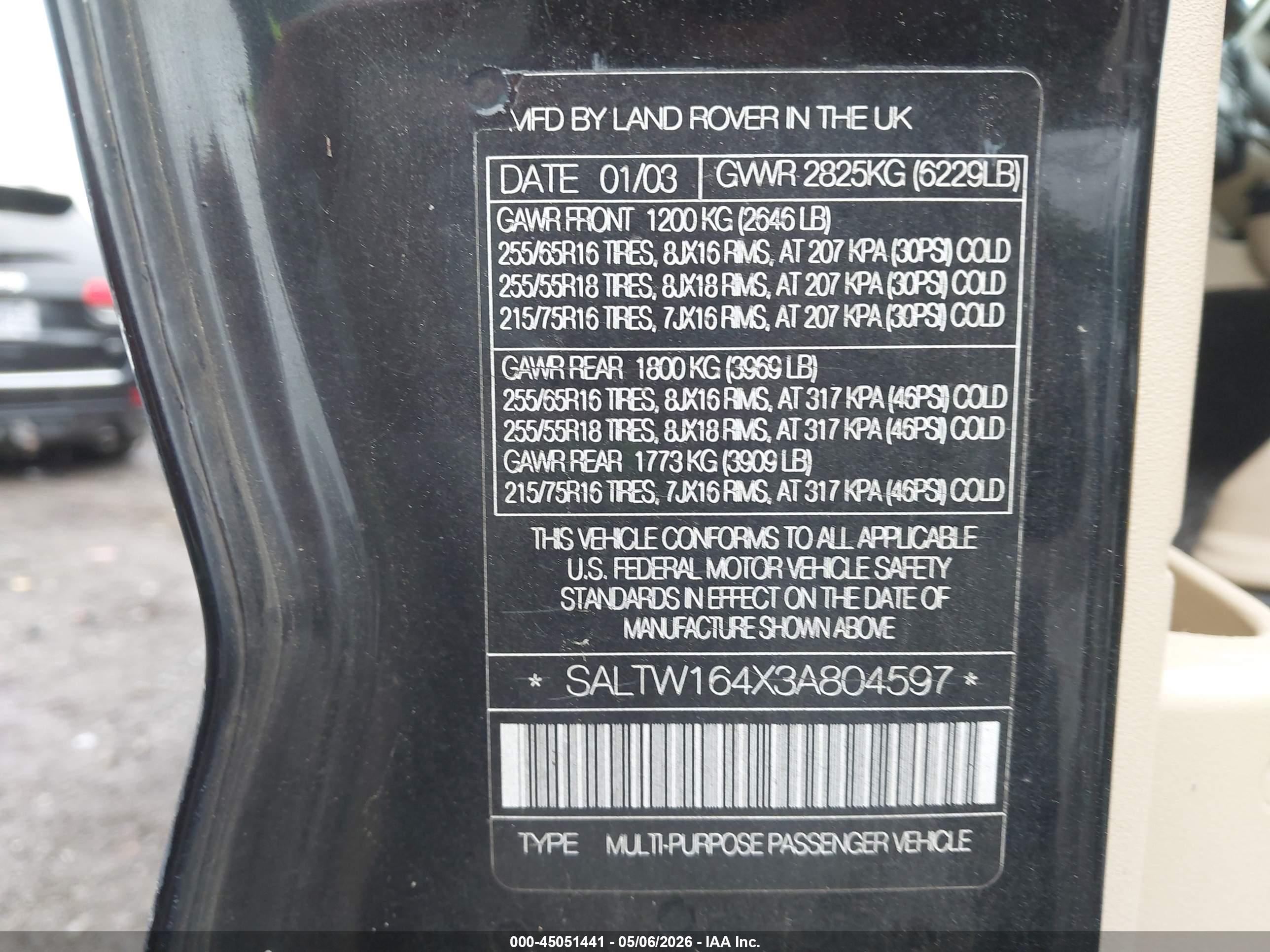 LAND ROVER image 9