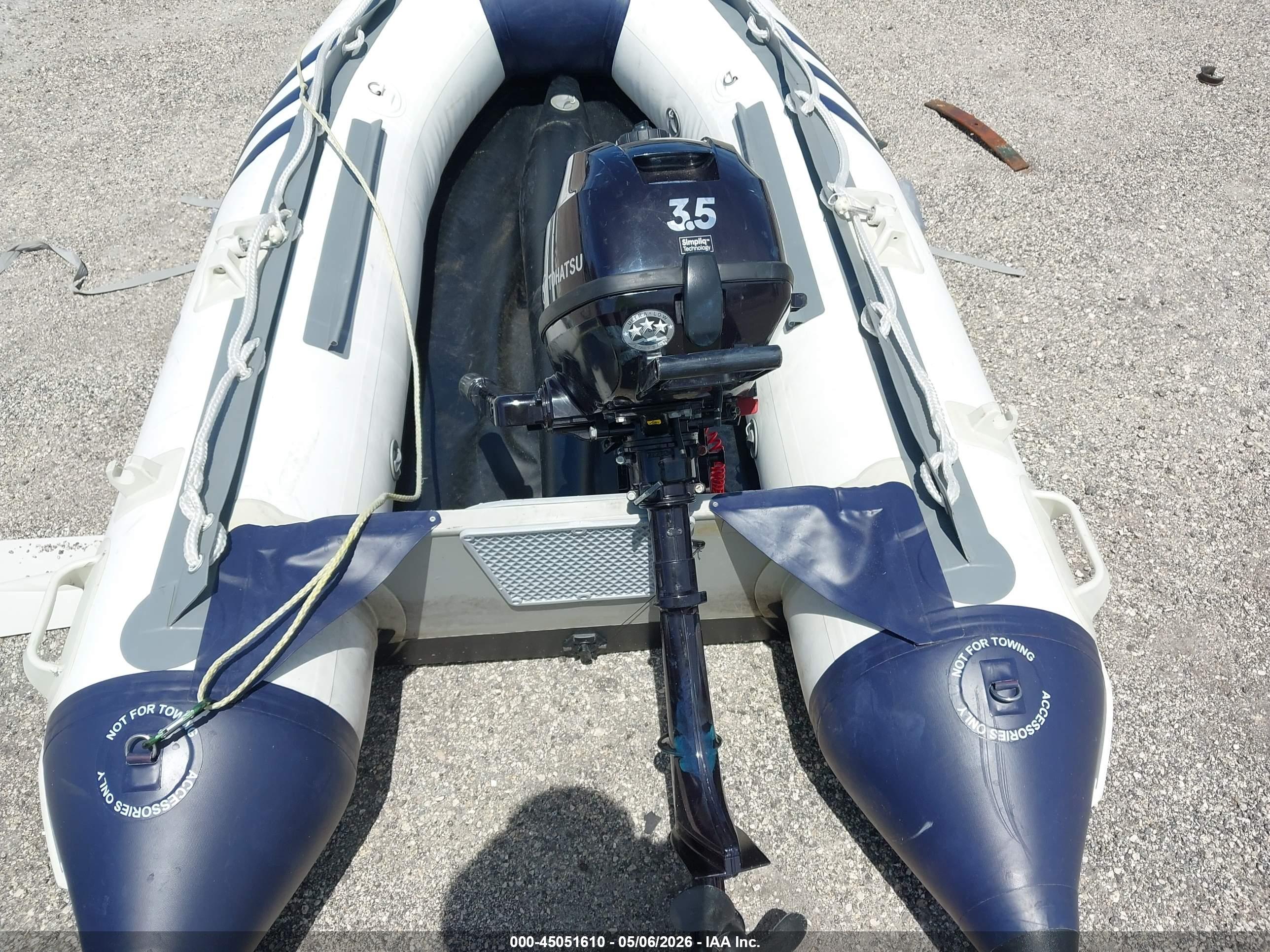 NEWPORT DINGY image 10