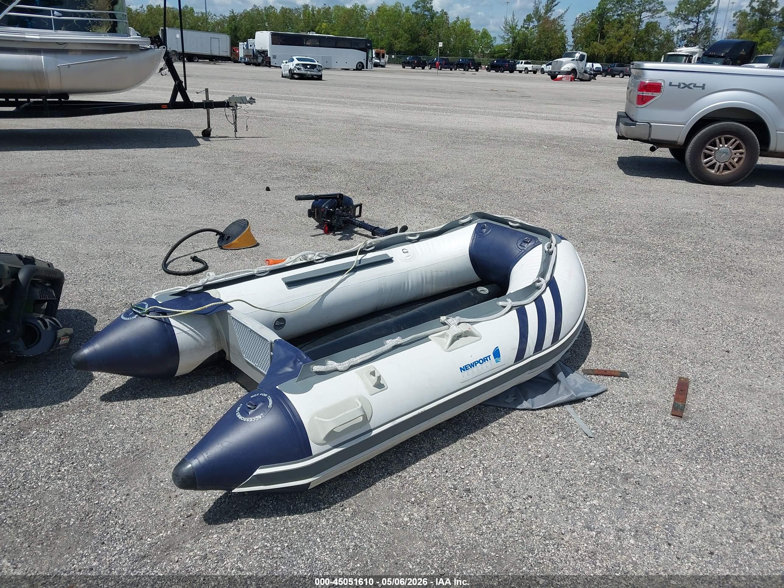 NEWPORT DINGY image 4
