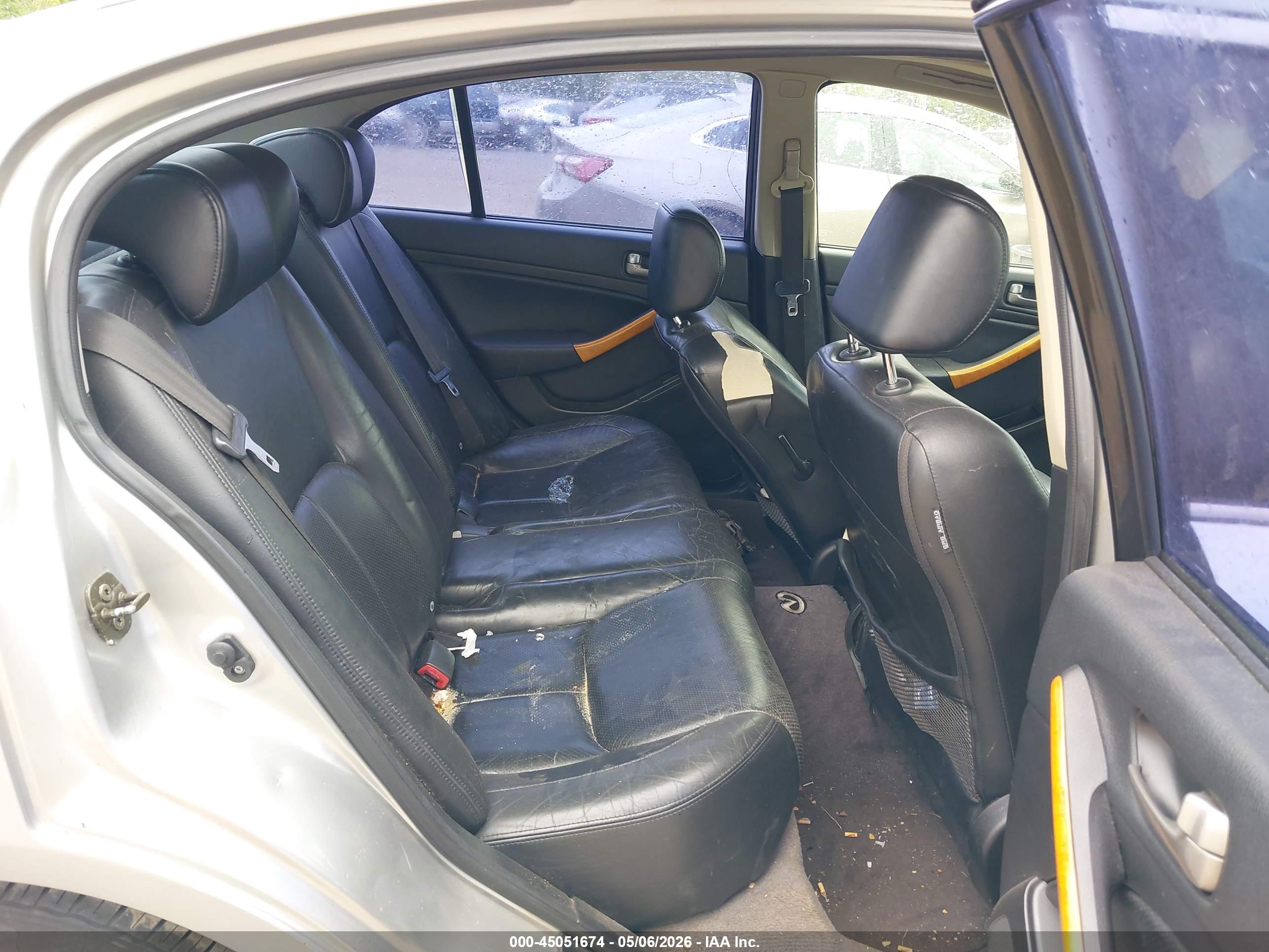 INFINITI G35 image 8