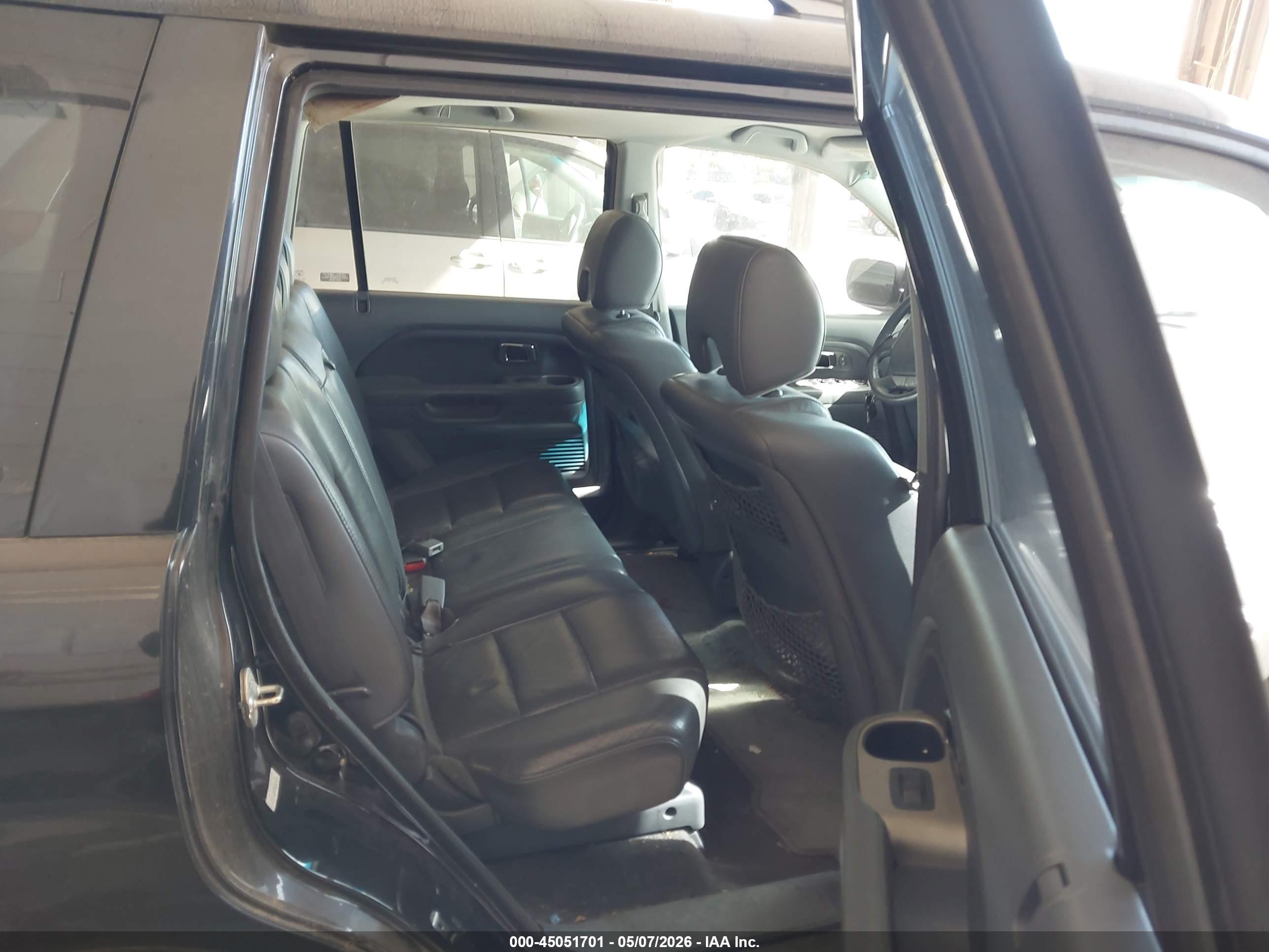 HONDA PILOT image 8