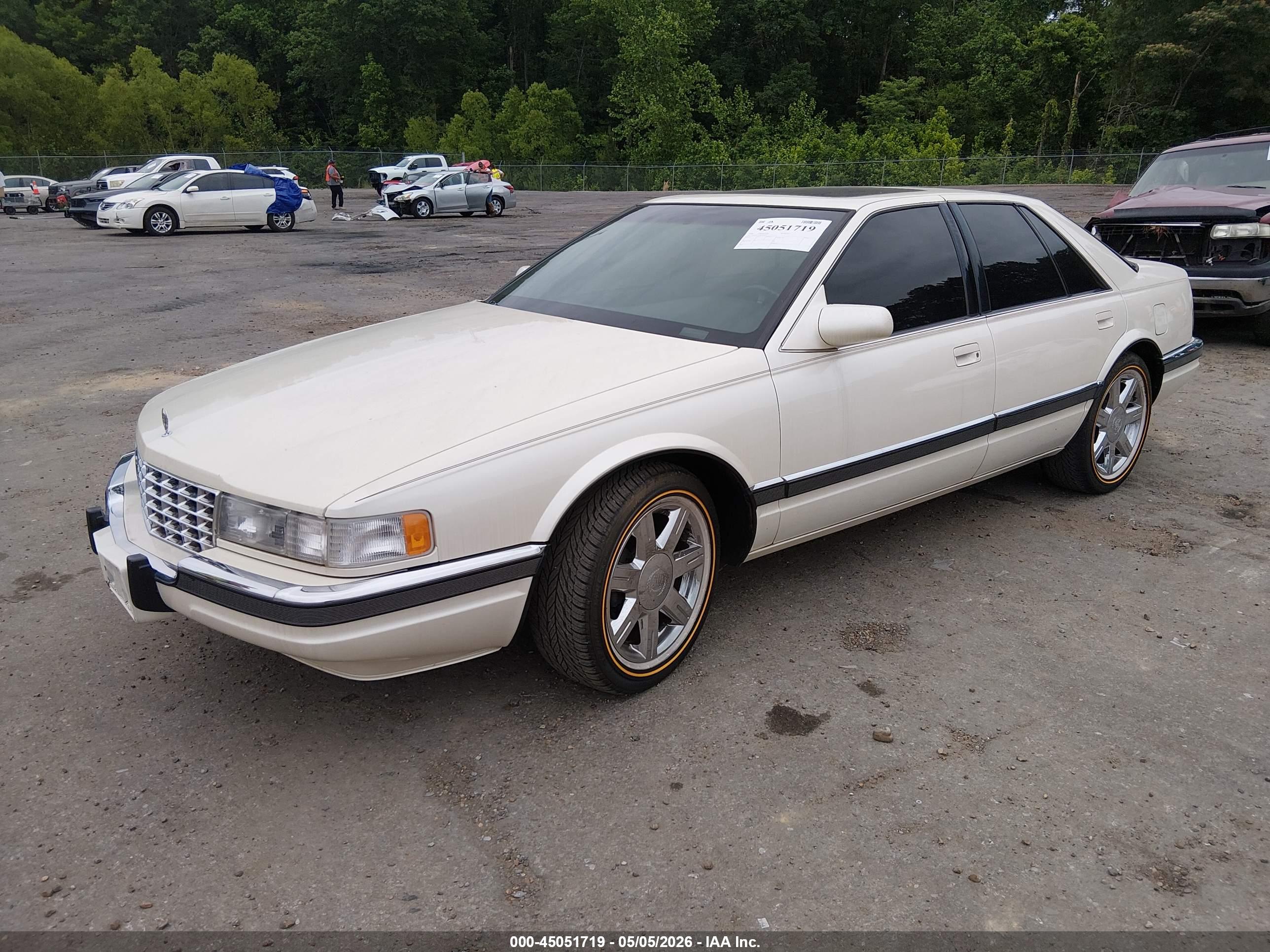 CADILLAC SEVILLE image 2