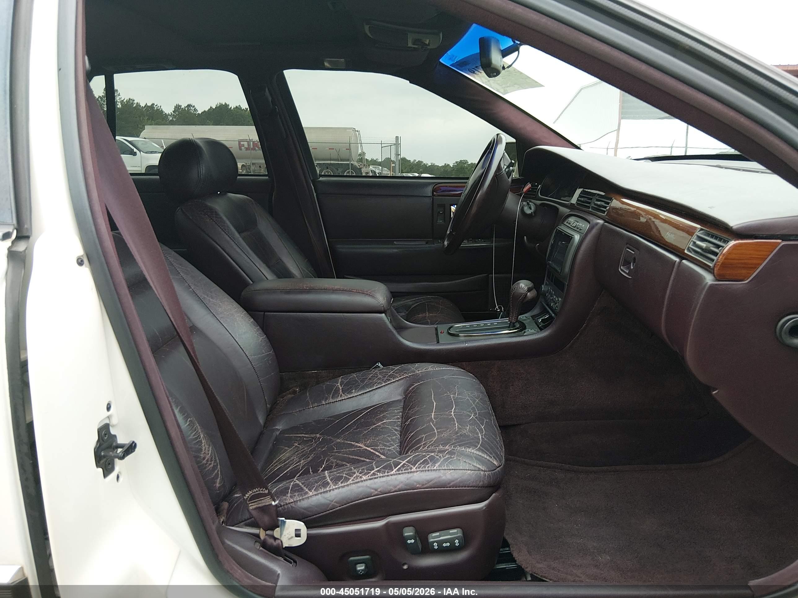 CADILLAC SEVILLE image 5