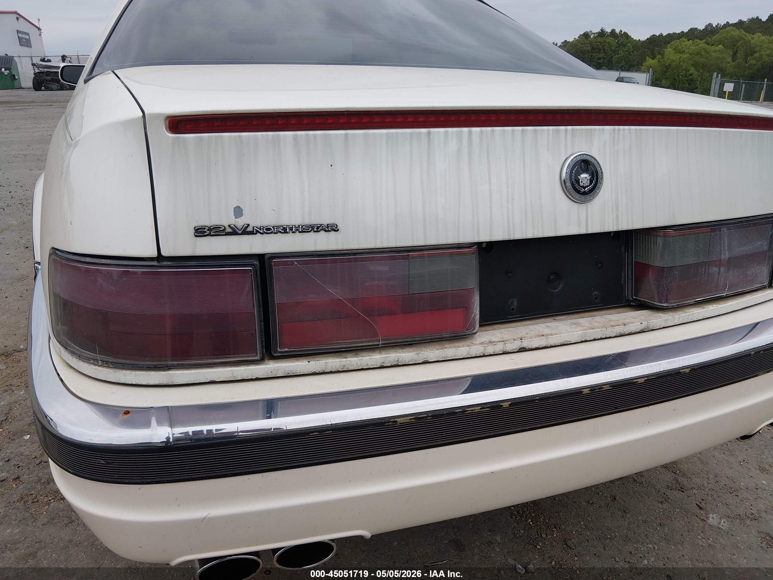 CADILLAC SEVILLE image 6