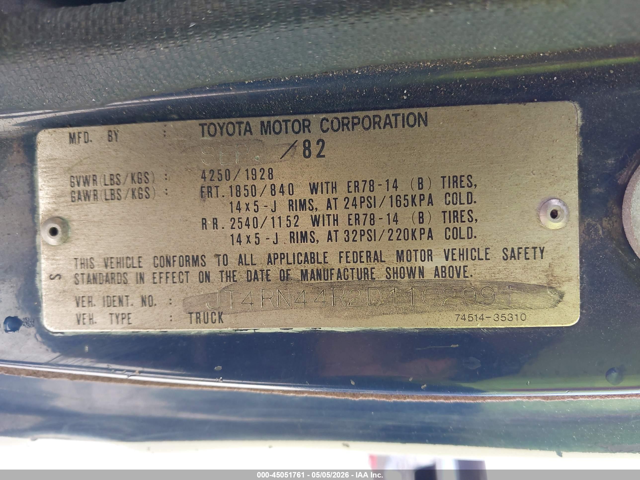 TOYOTA PICKUP image 9