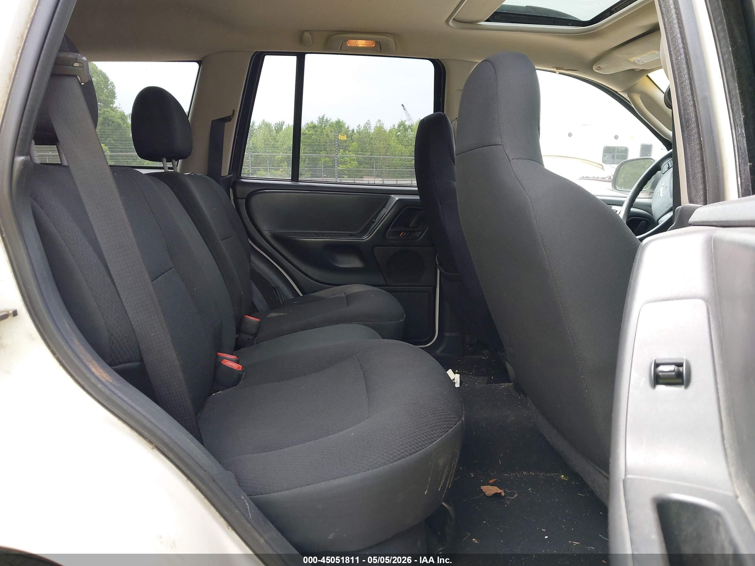 JEEP GRAND image 8