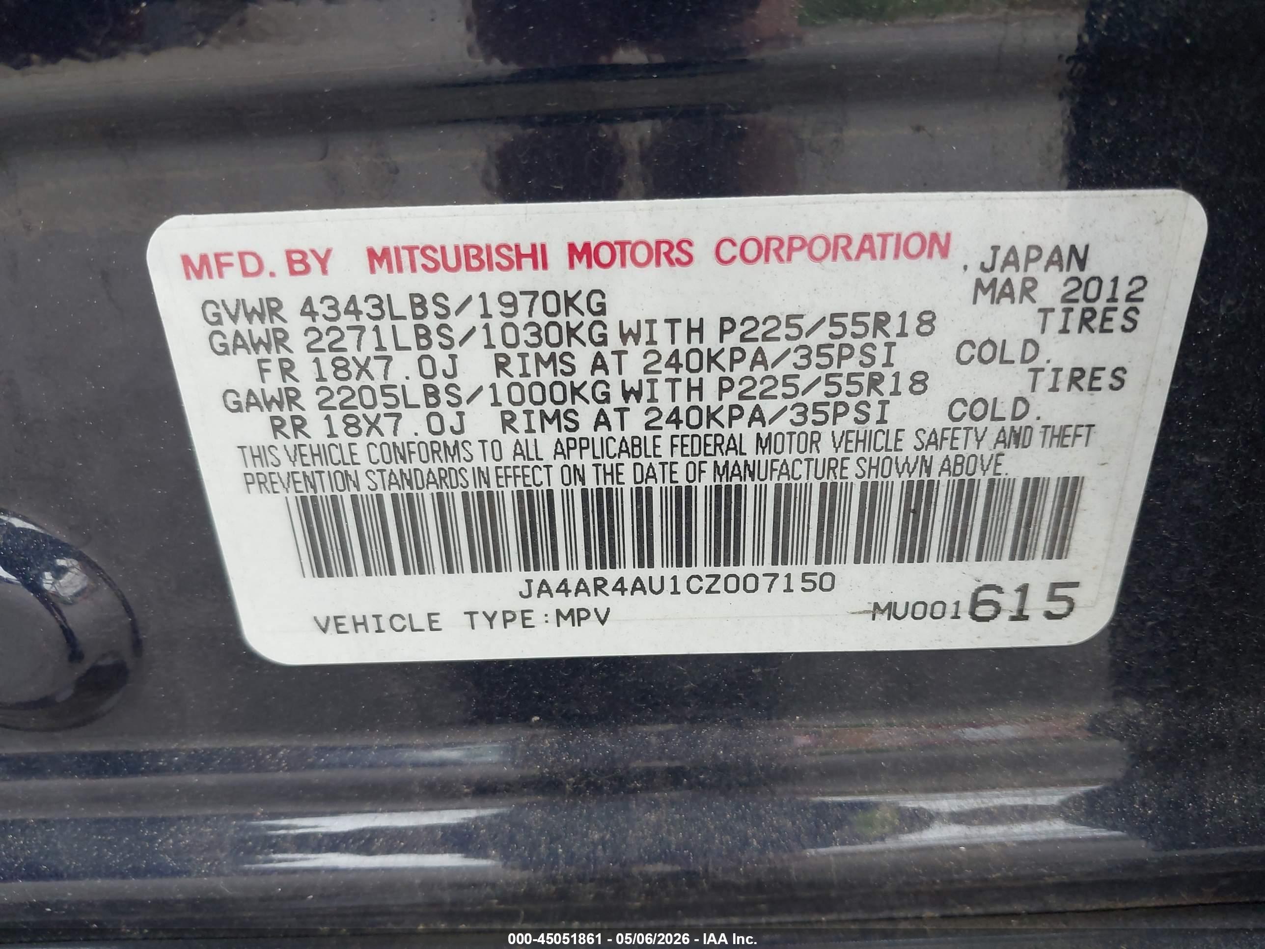 MITSUBISHI OUTLANDER image 9