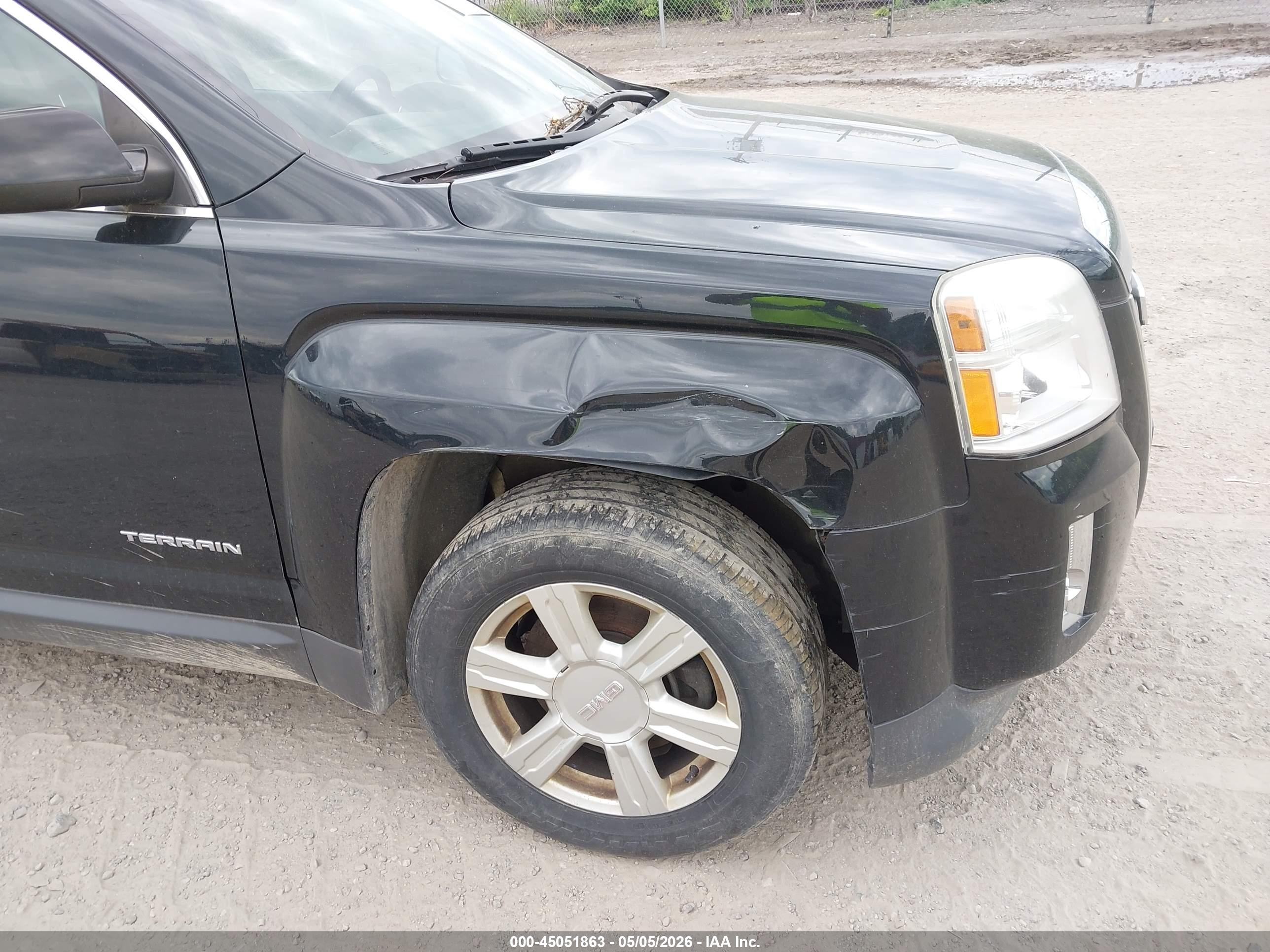 GMC TERRAIN image 6