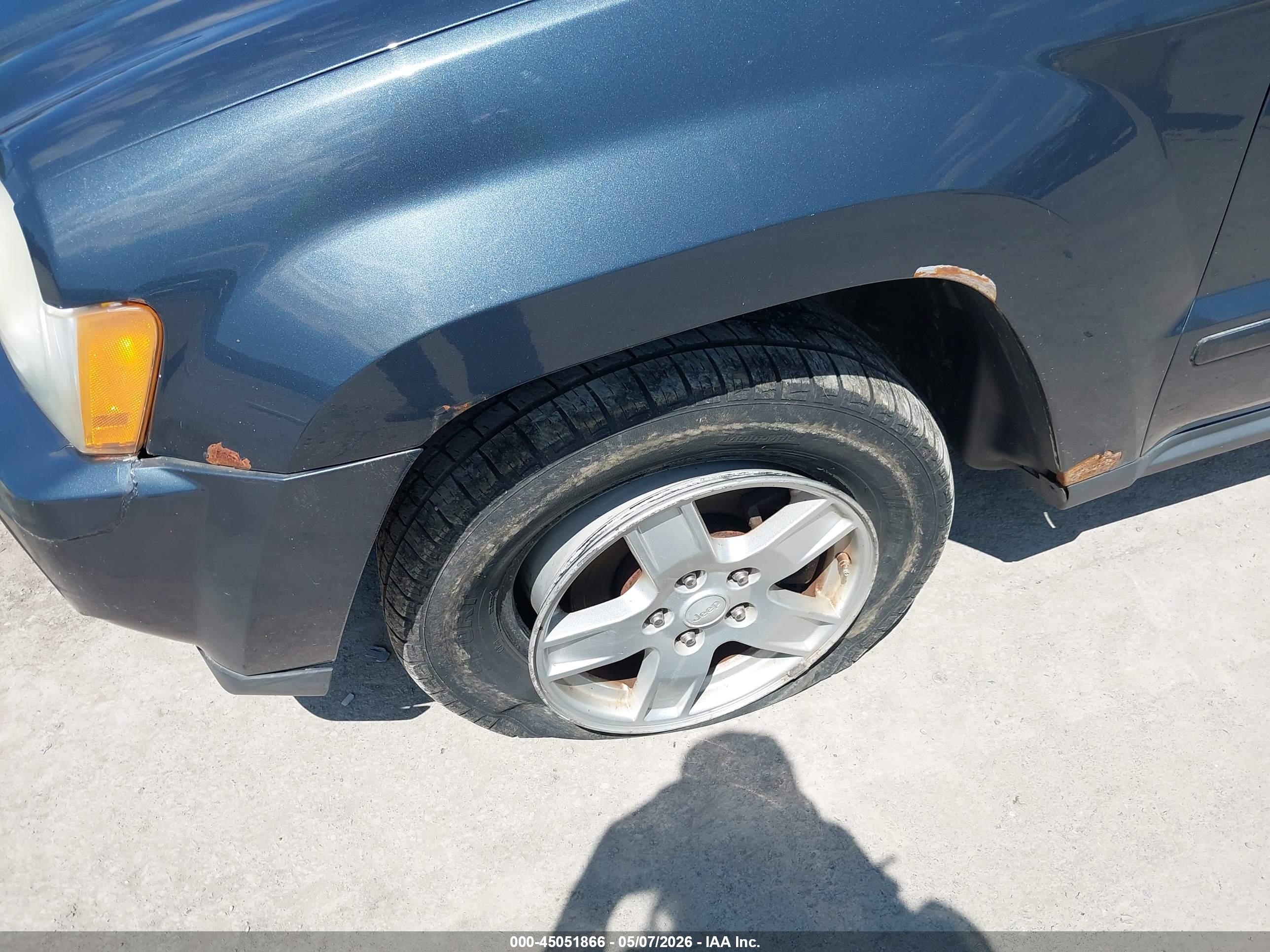 JEEP GRAND image 6