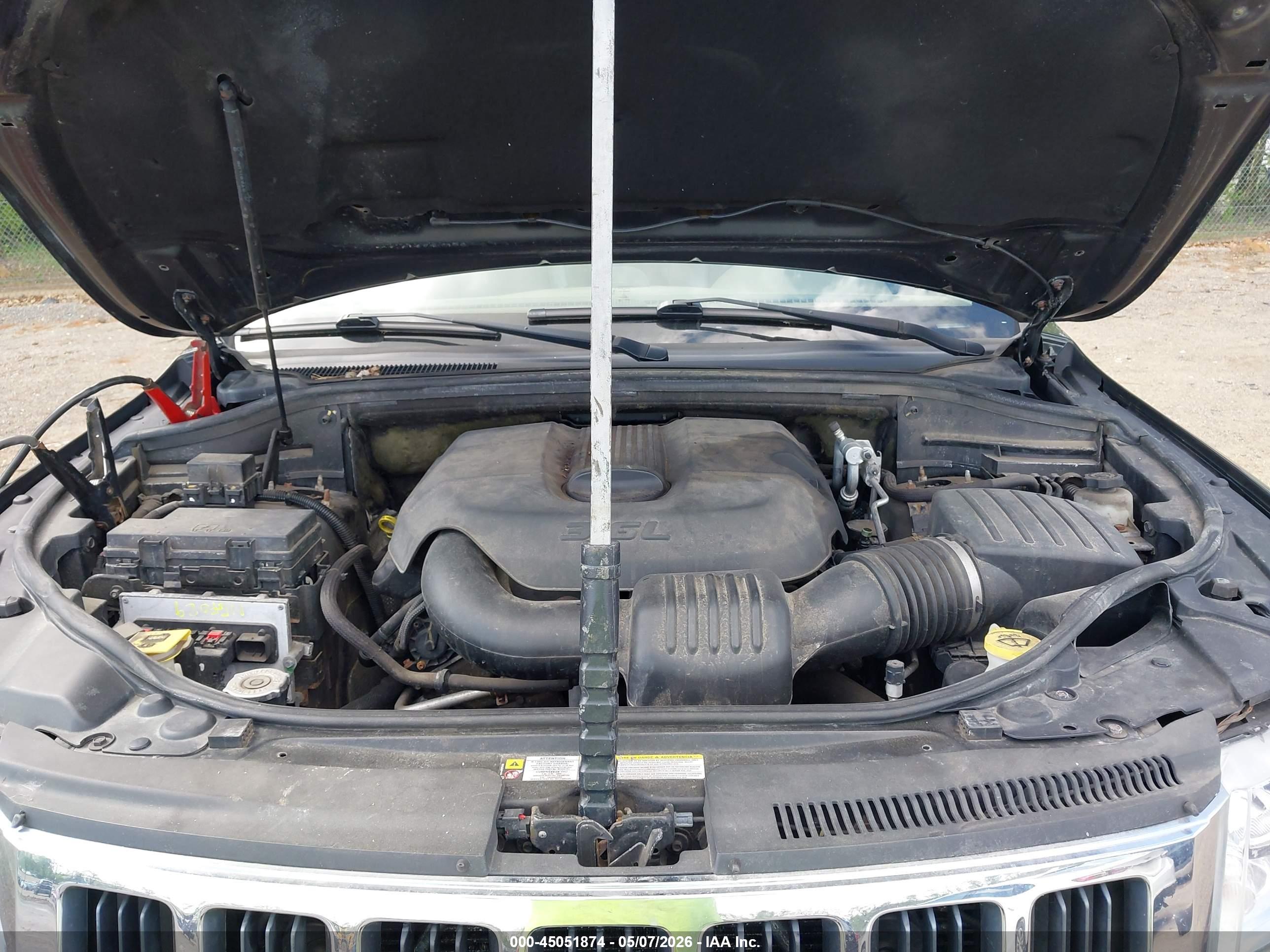 JEEP GRAND image 10
