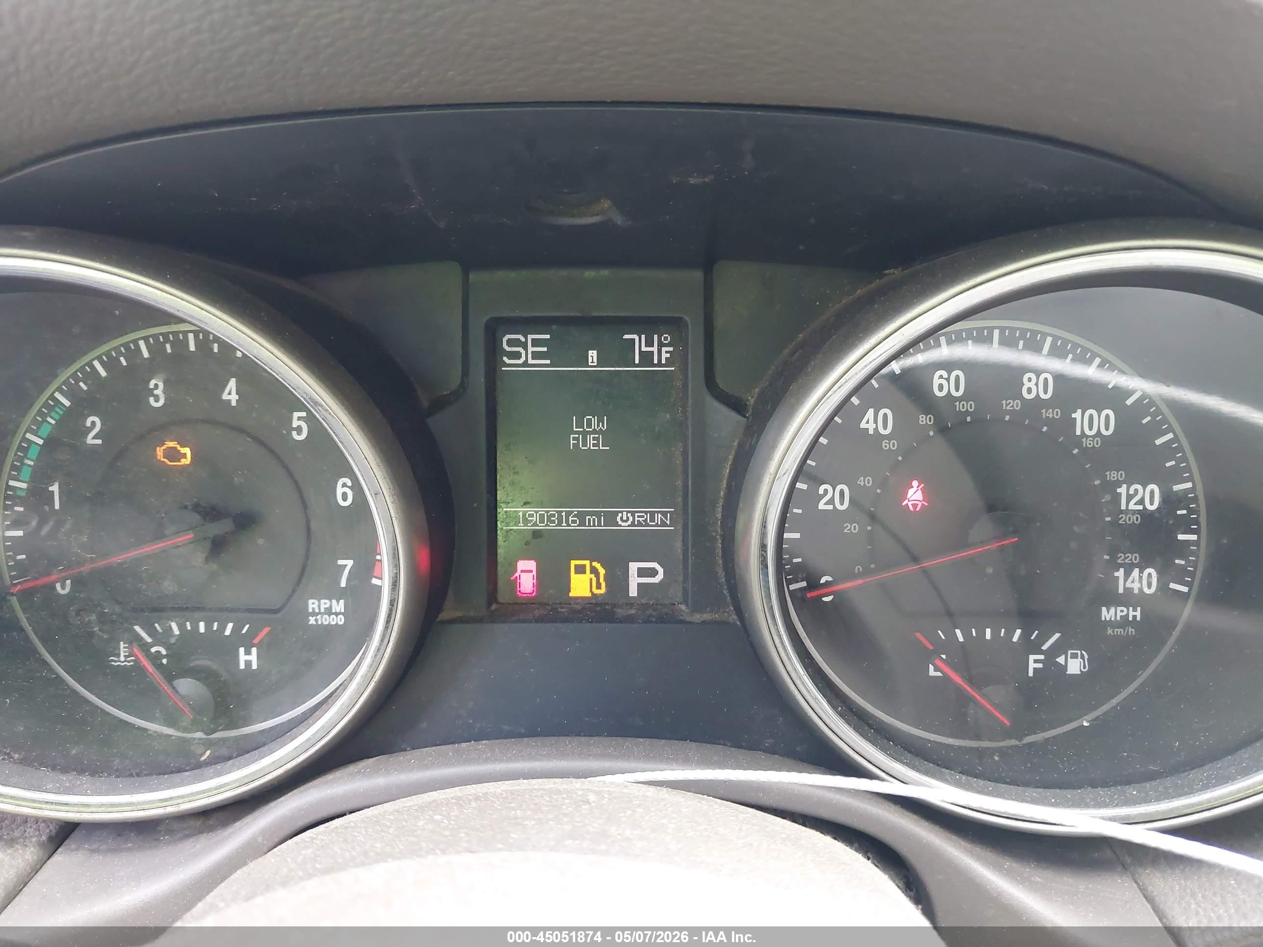 JEEP GRAND image 7