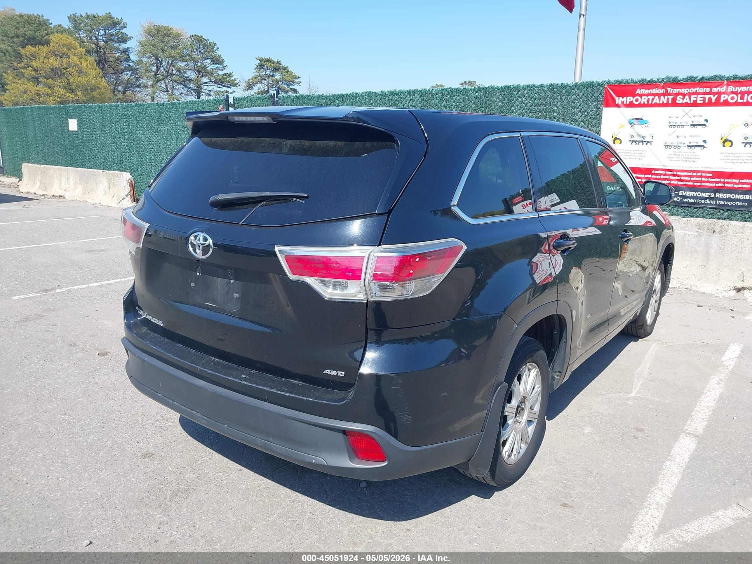 TOYOTA HIGHLANDER image 4