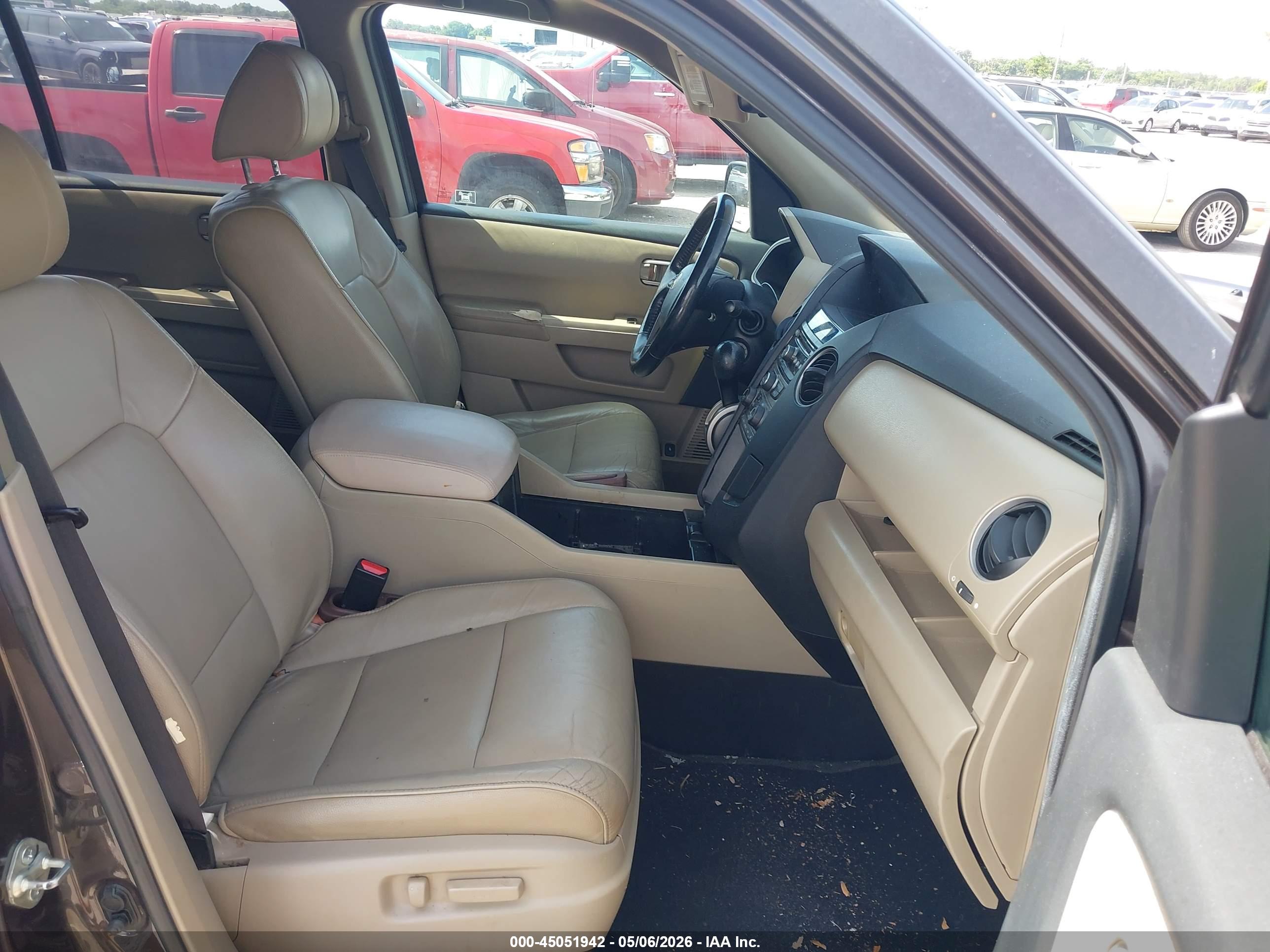 HONDA PILOT image 5