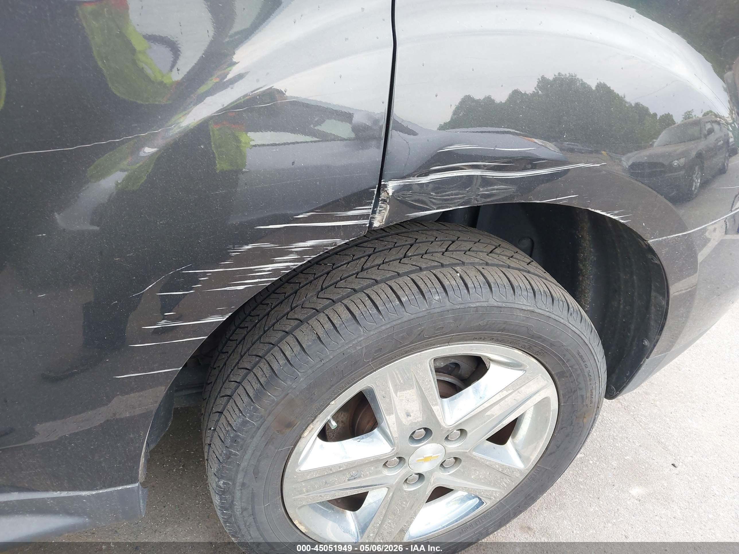 CHEVROLET EQUINOX image 6