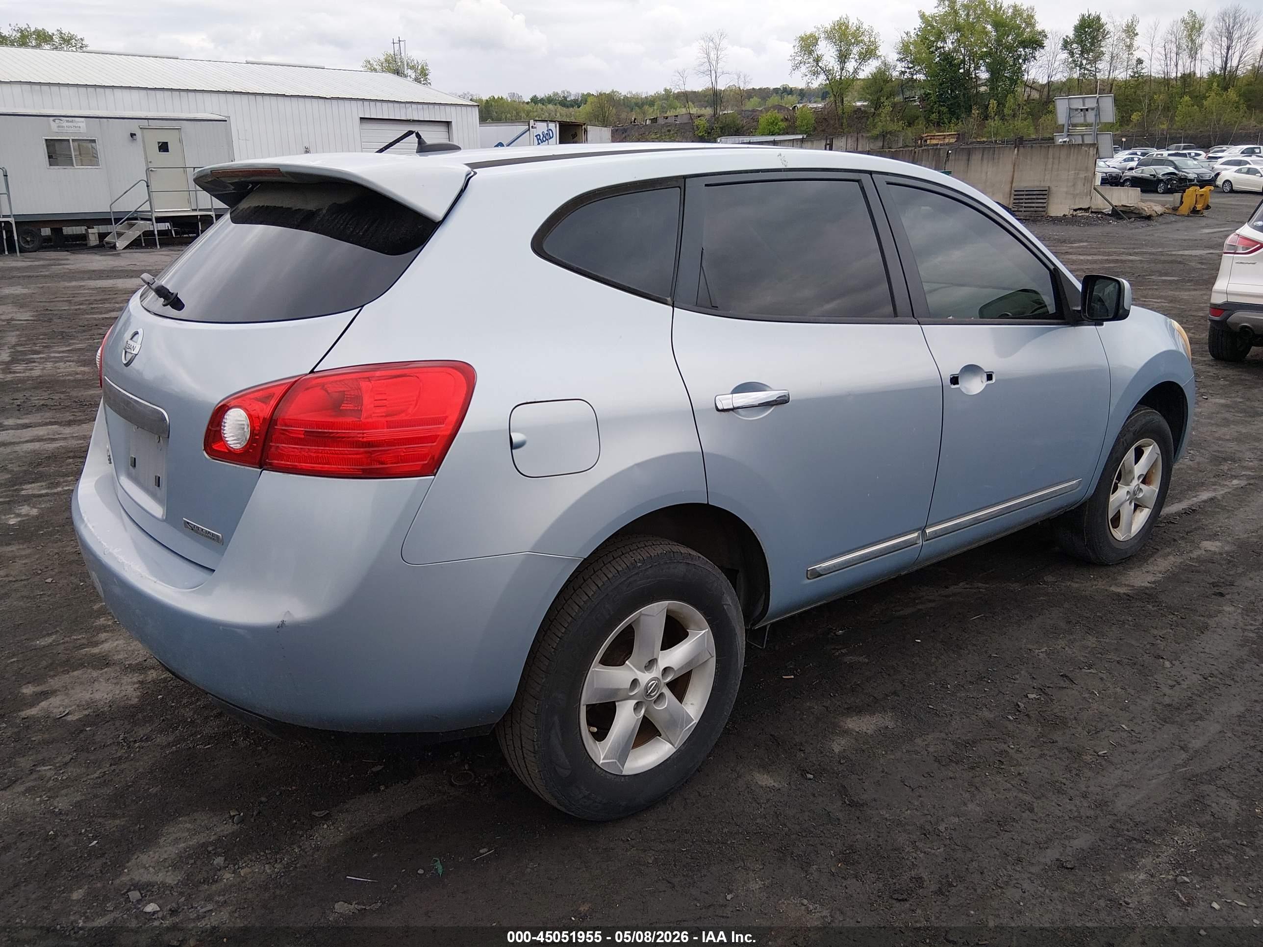 NISSAN ROGUE image 4