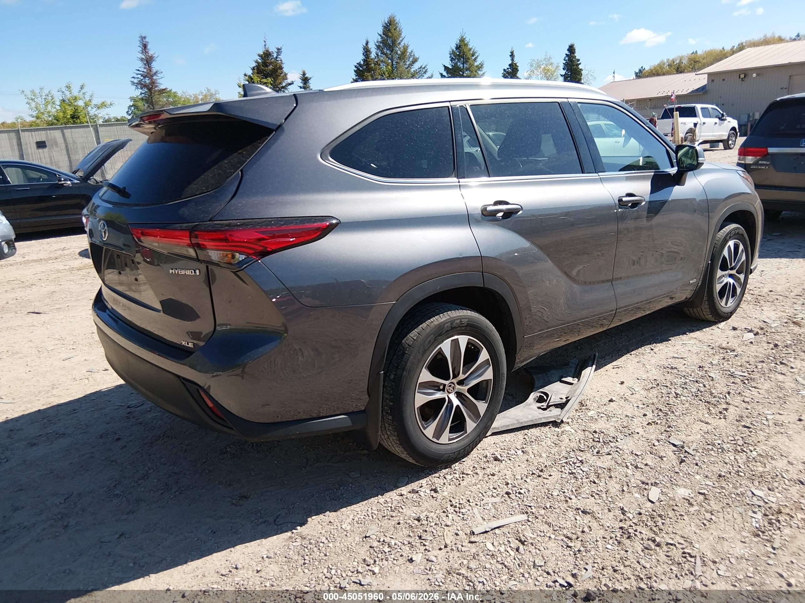 TOYOTA HIGHLANDER image 4