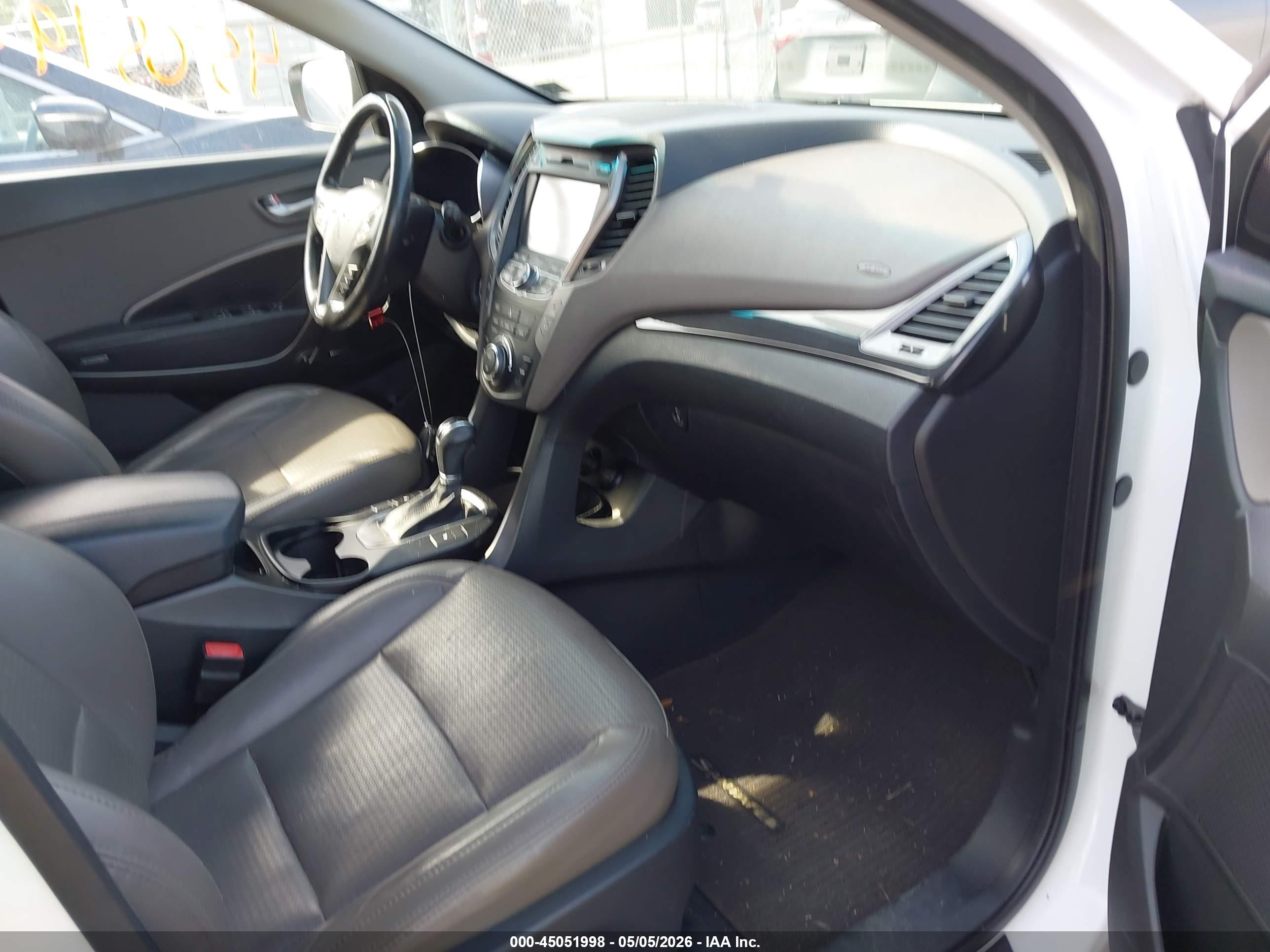 HYUNDAI SANTA image 5
