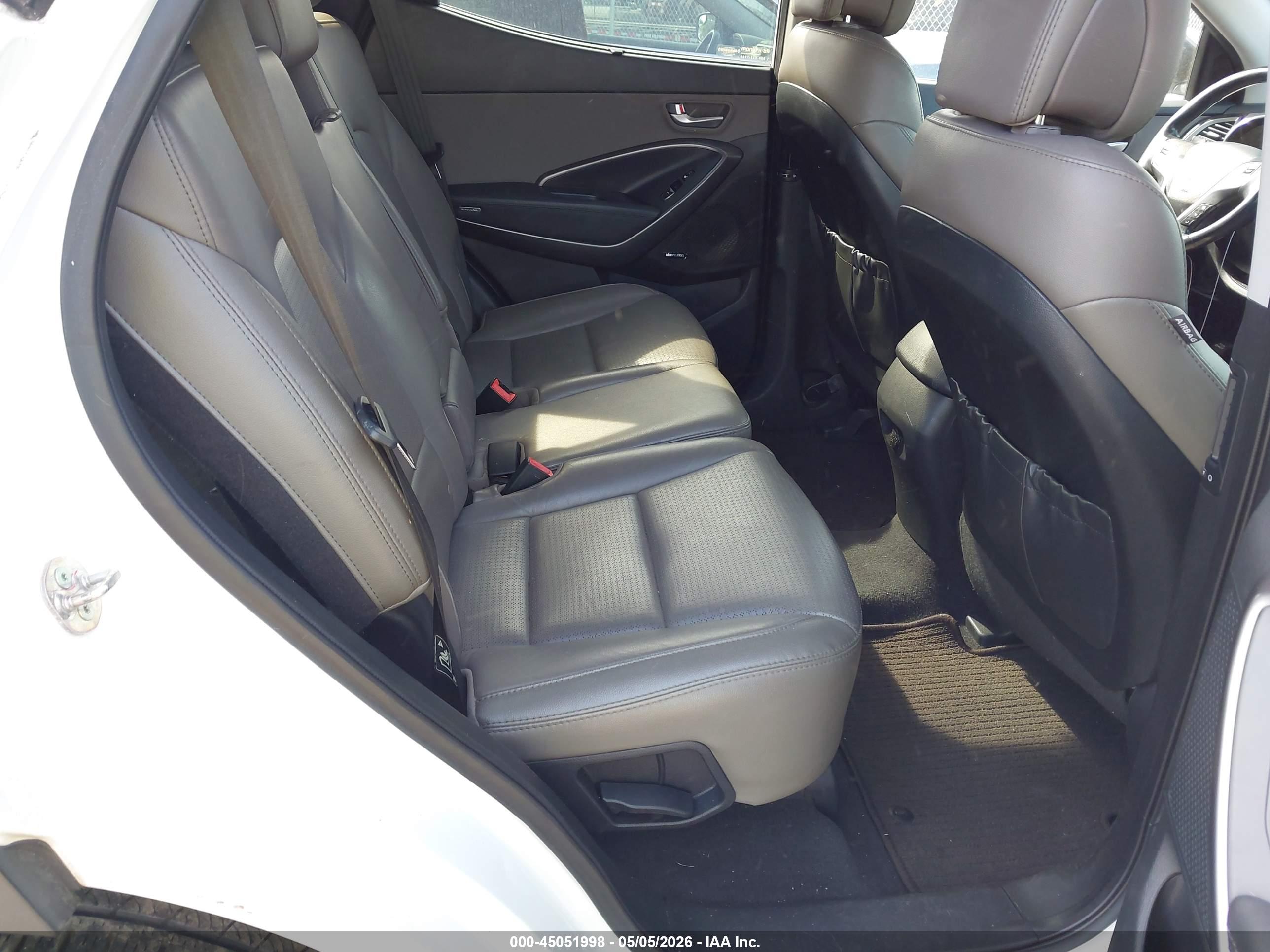 HYUNDAI SANTA image 8