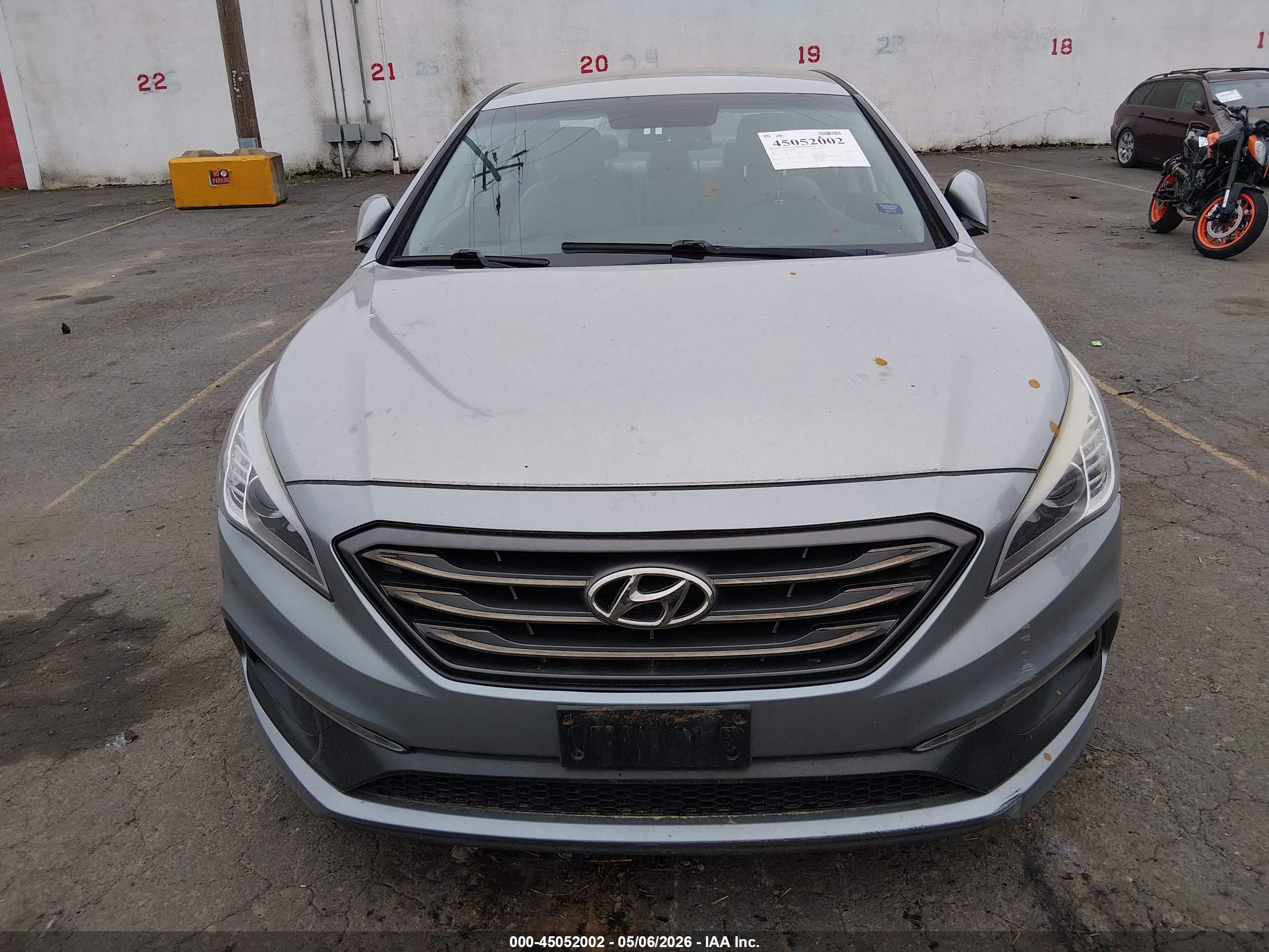 HYUNDAI SONATA image 6