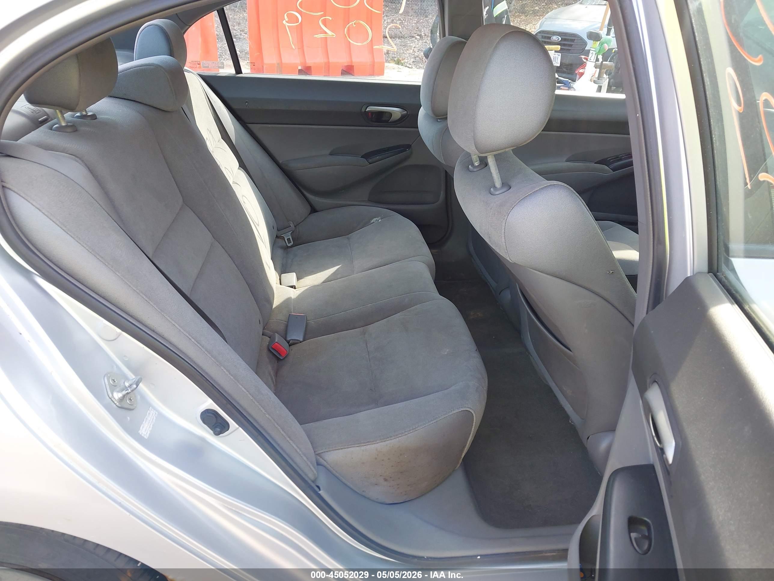HONDA CIVIC image 8