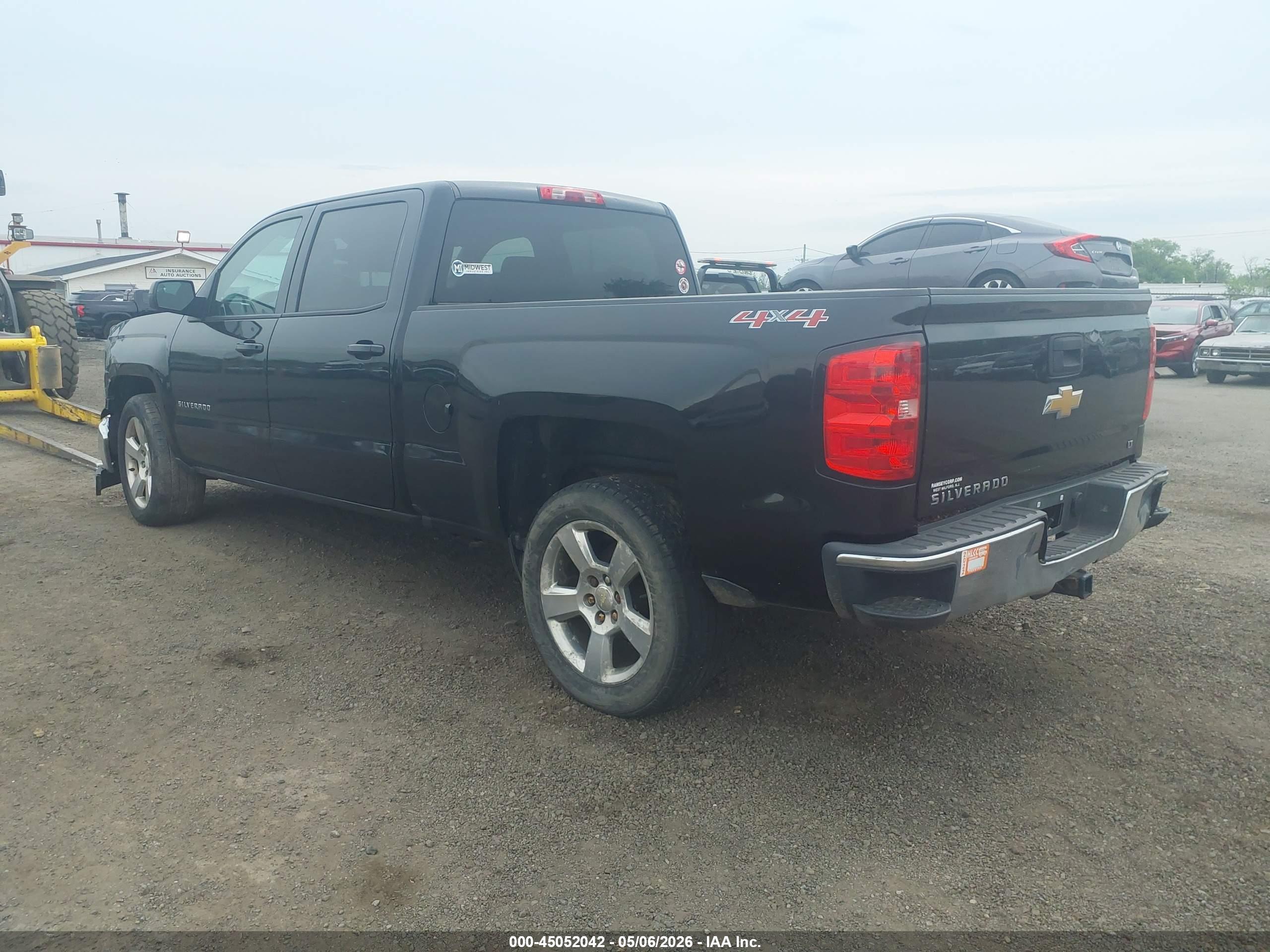 CHEVROLET SILVERADO image 3