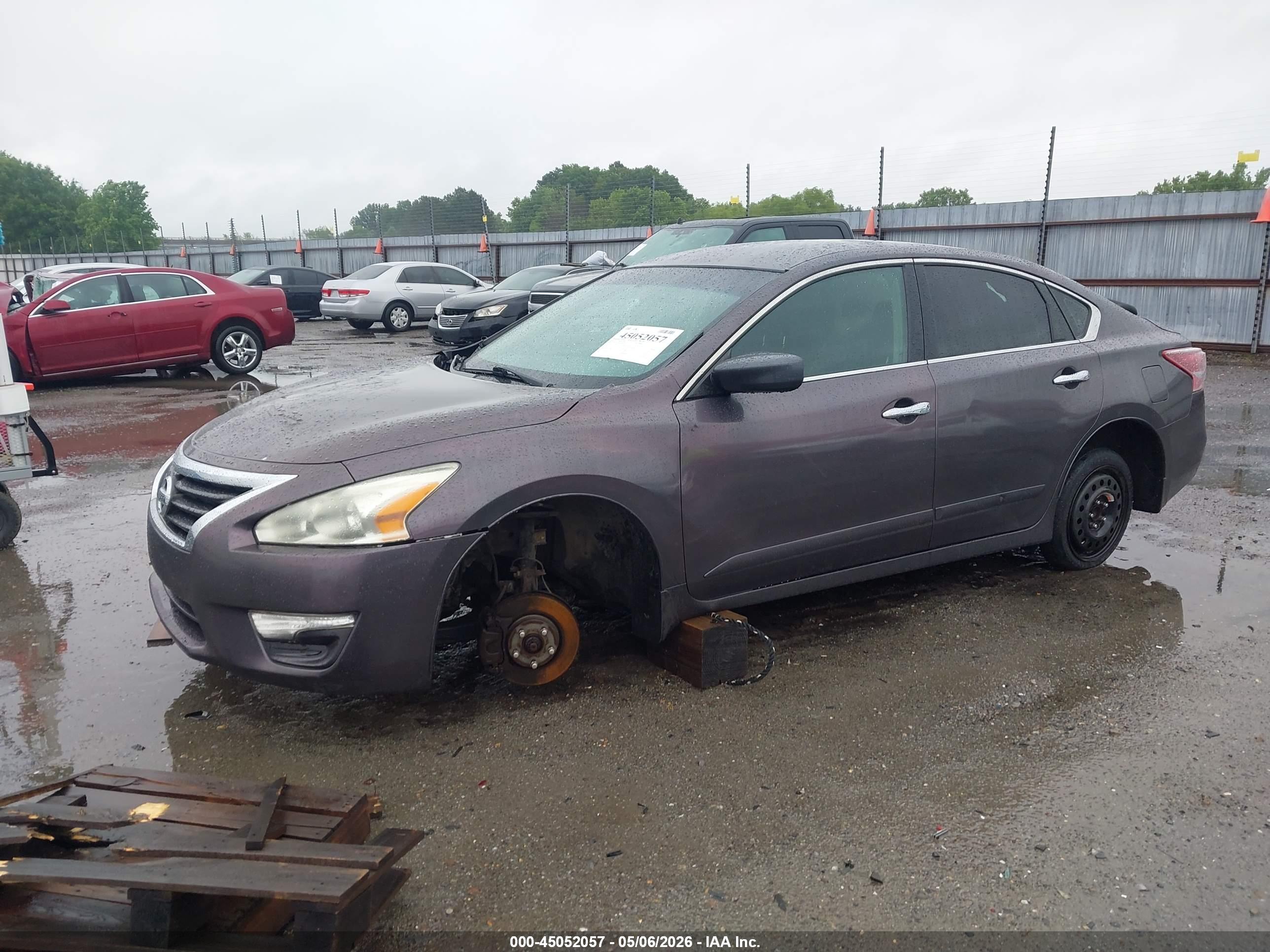 NISSAN ALTIMA image 2