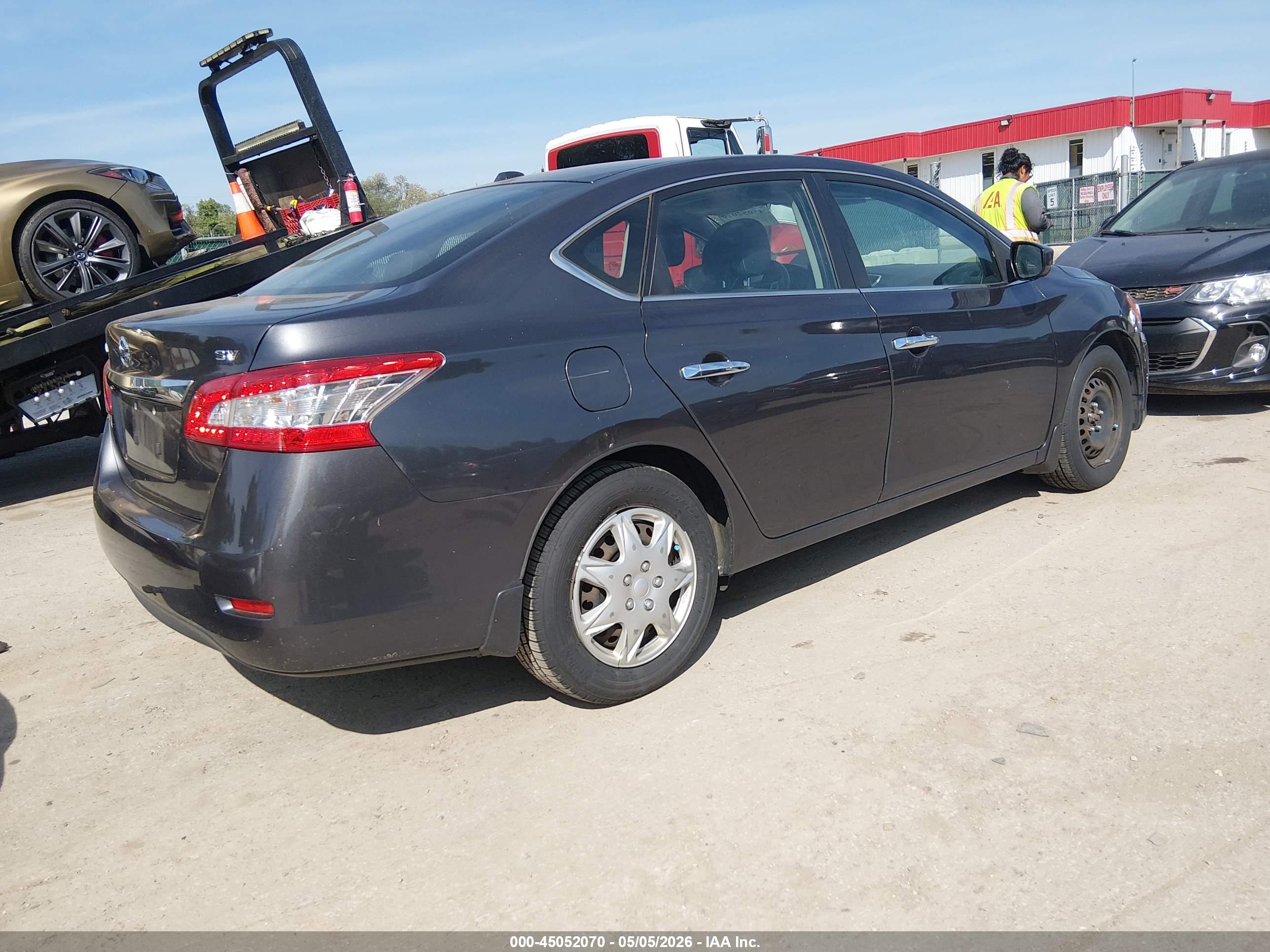 NISSAN SENTRA image 4