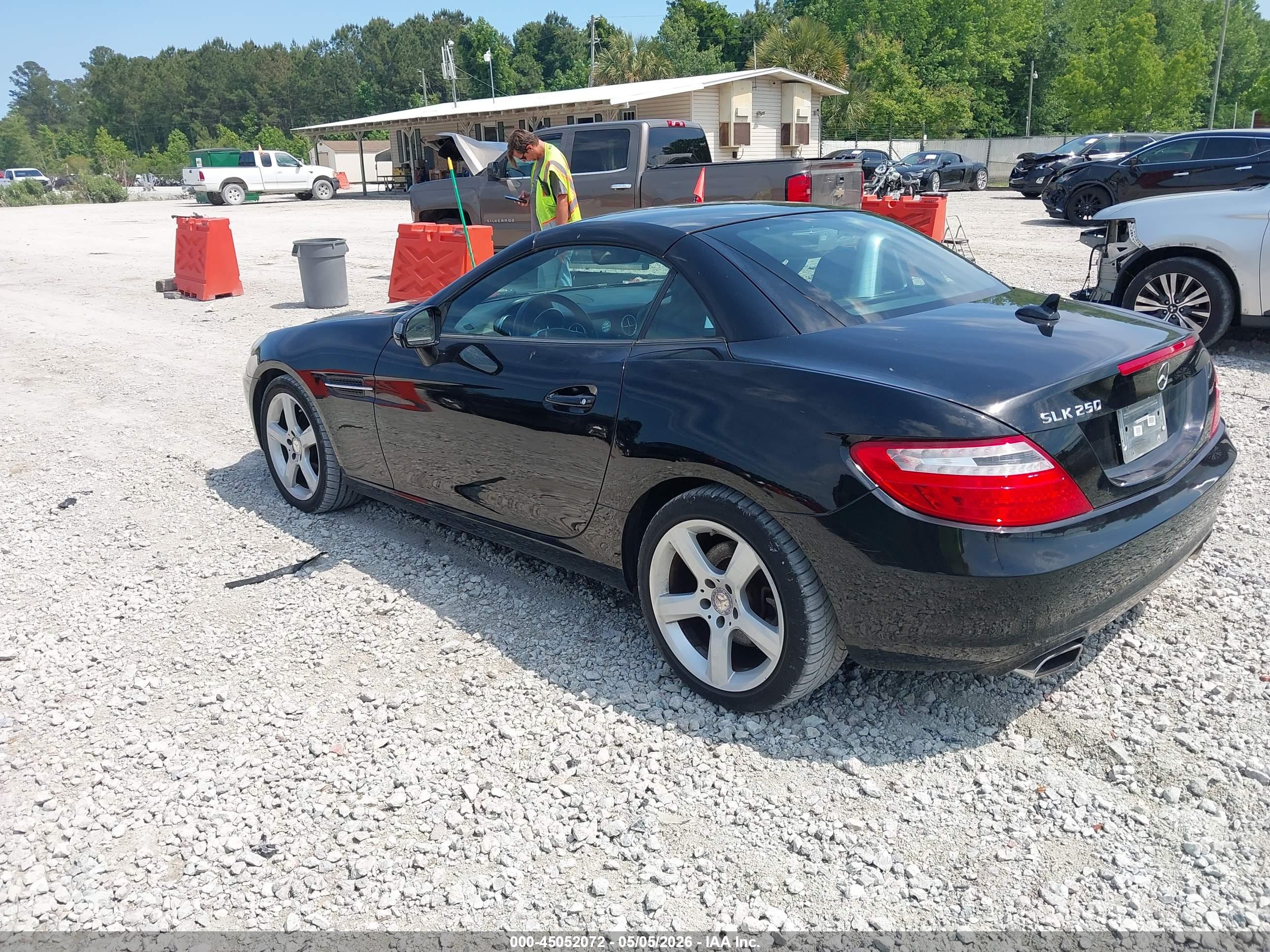 MERCEDES-BENZ SLK image 3