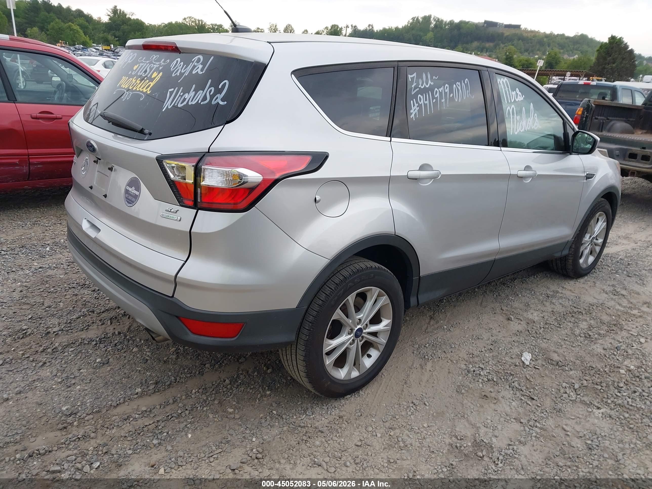 FORD ESCAPE image 4