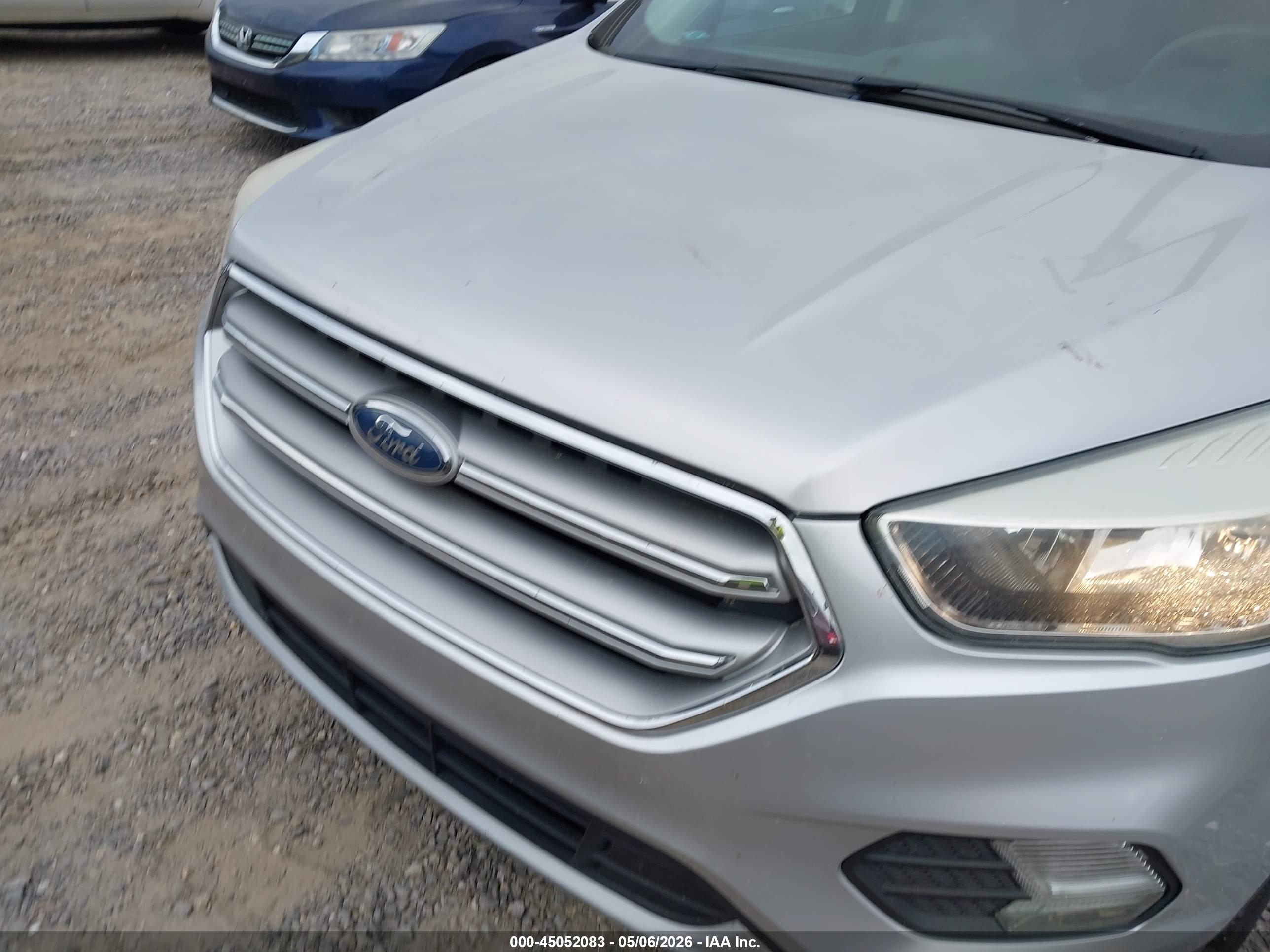 FORD ESCAPE image 6