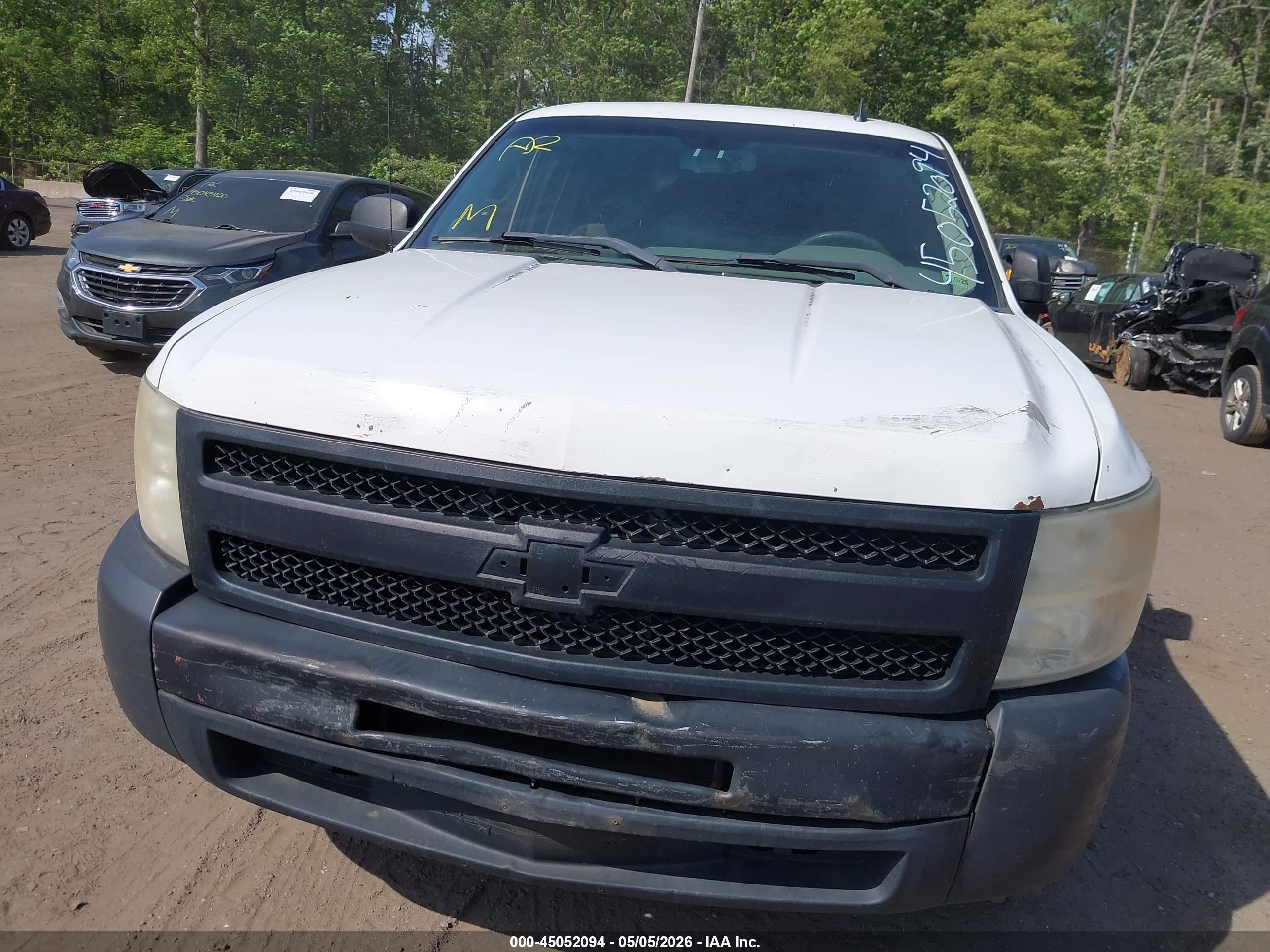 CHEVROLET SILVERADO image 6