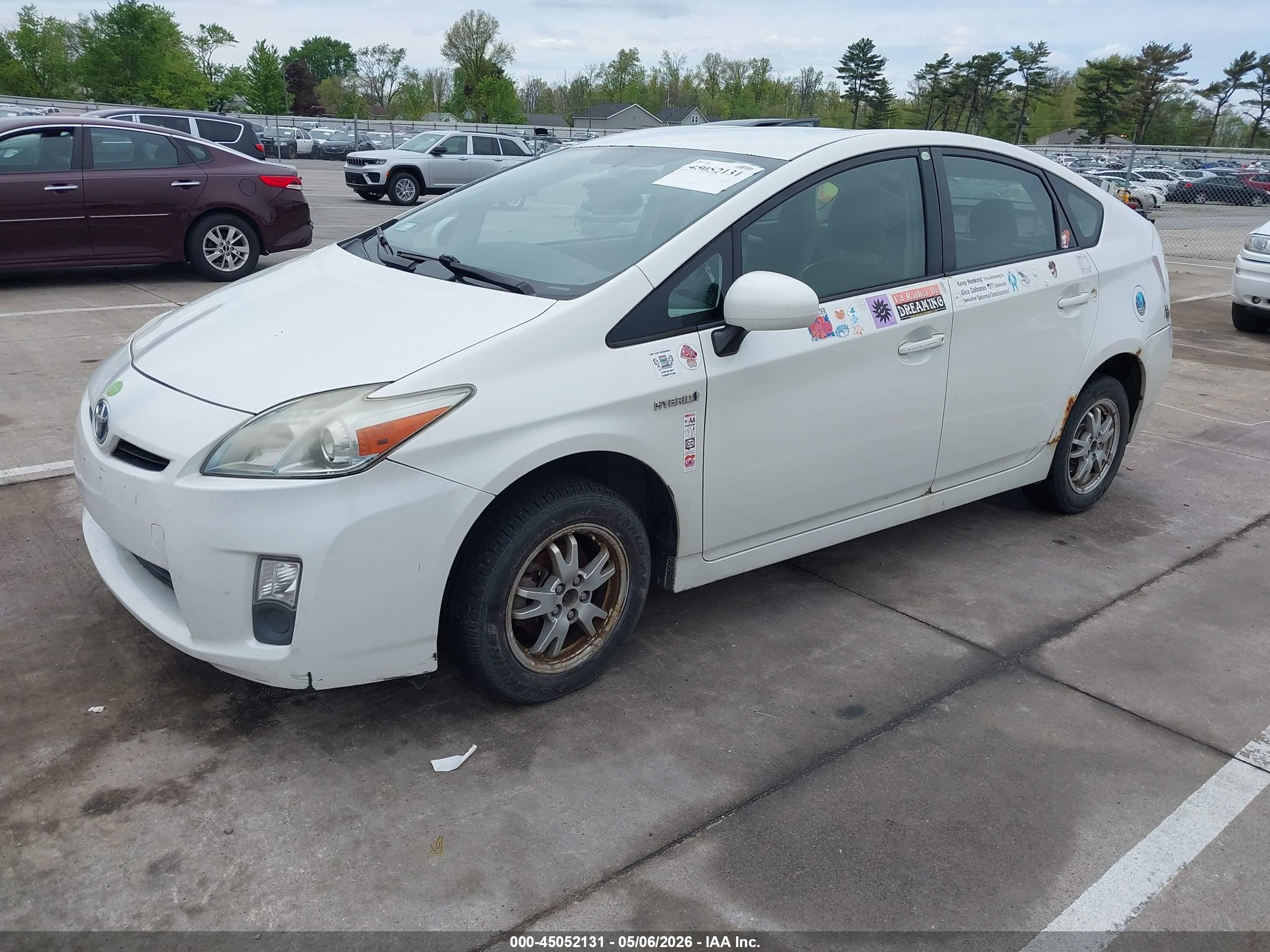 TOYOTA PRIUS image 2