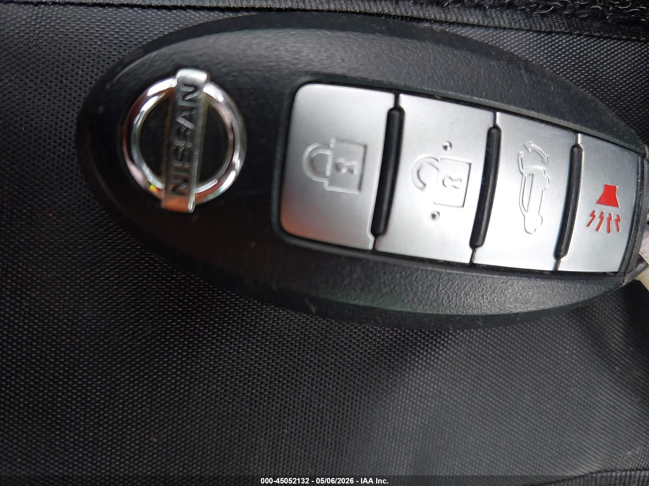 NISSAN MURANO image 11
