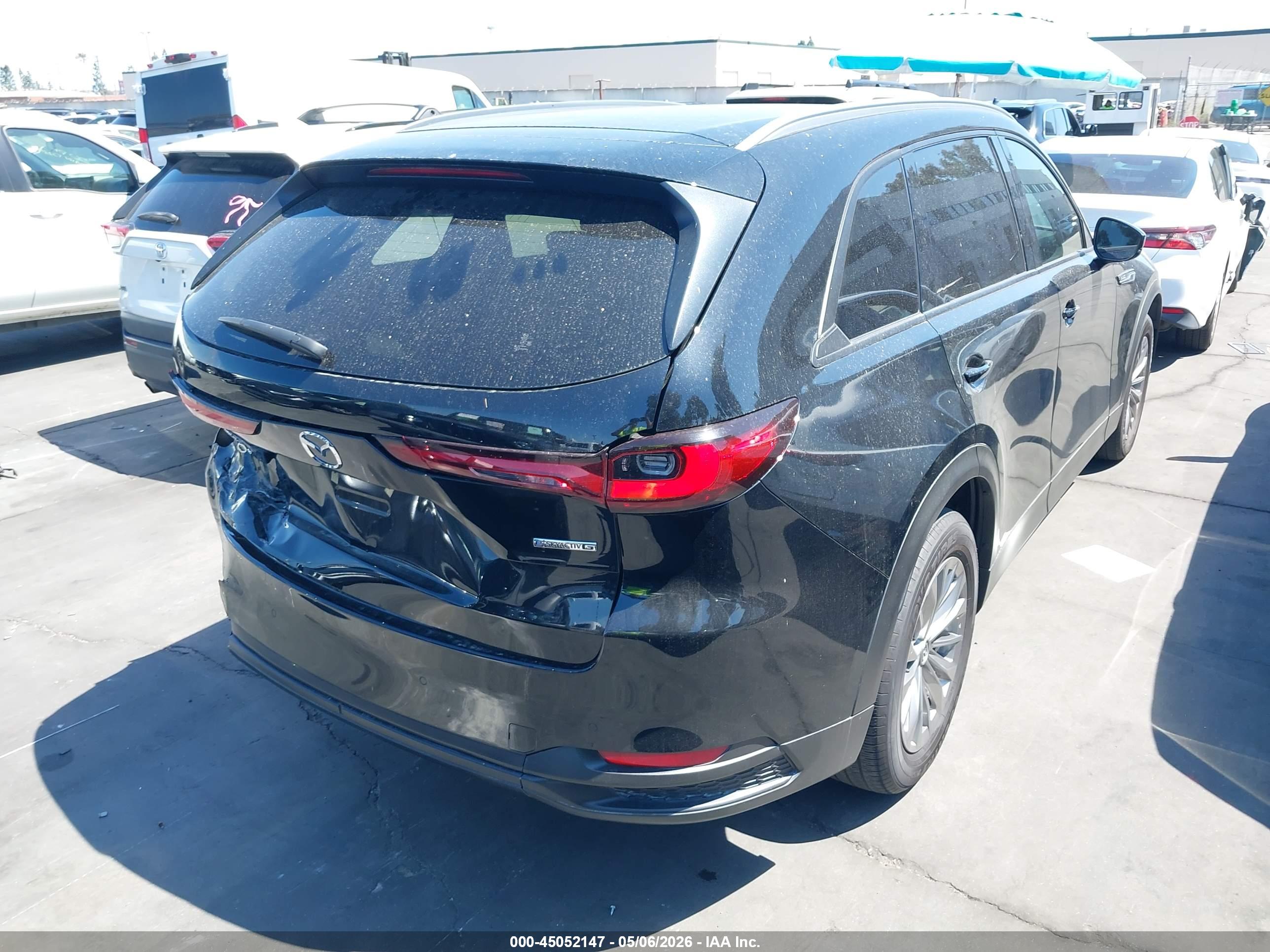 MAZDA CX-90 image 4