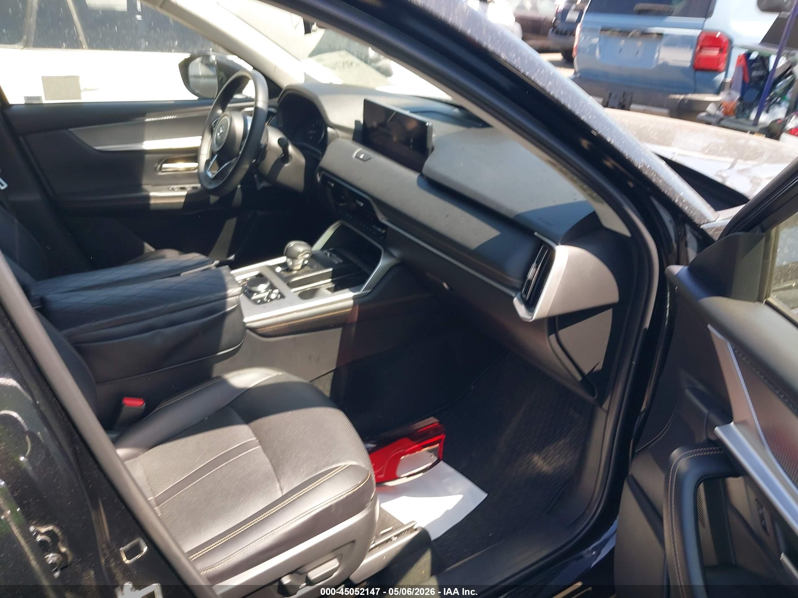 MAZDA CX-90 image 5