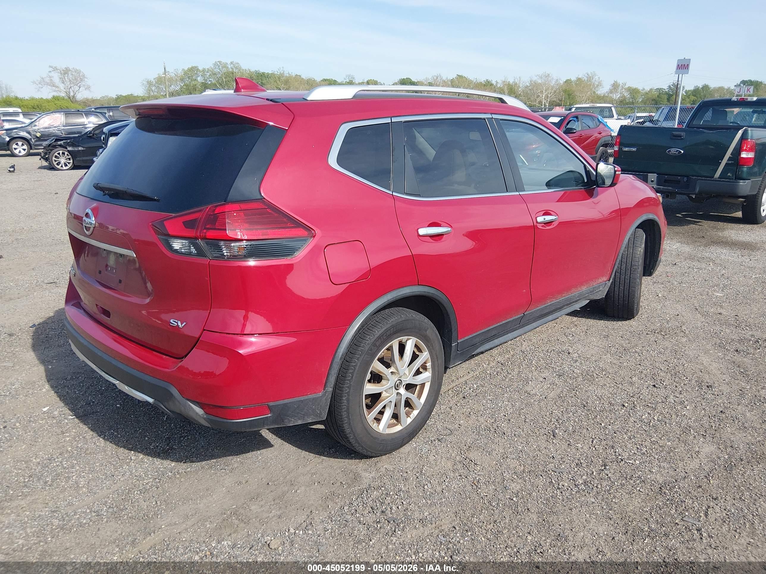 NISSAN ROGUE image 4
