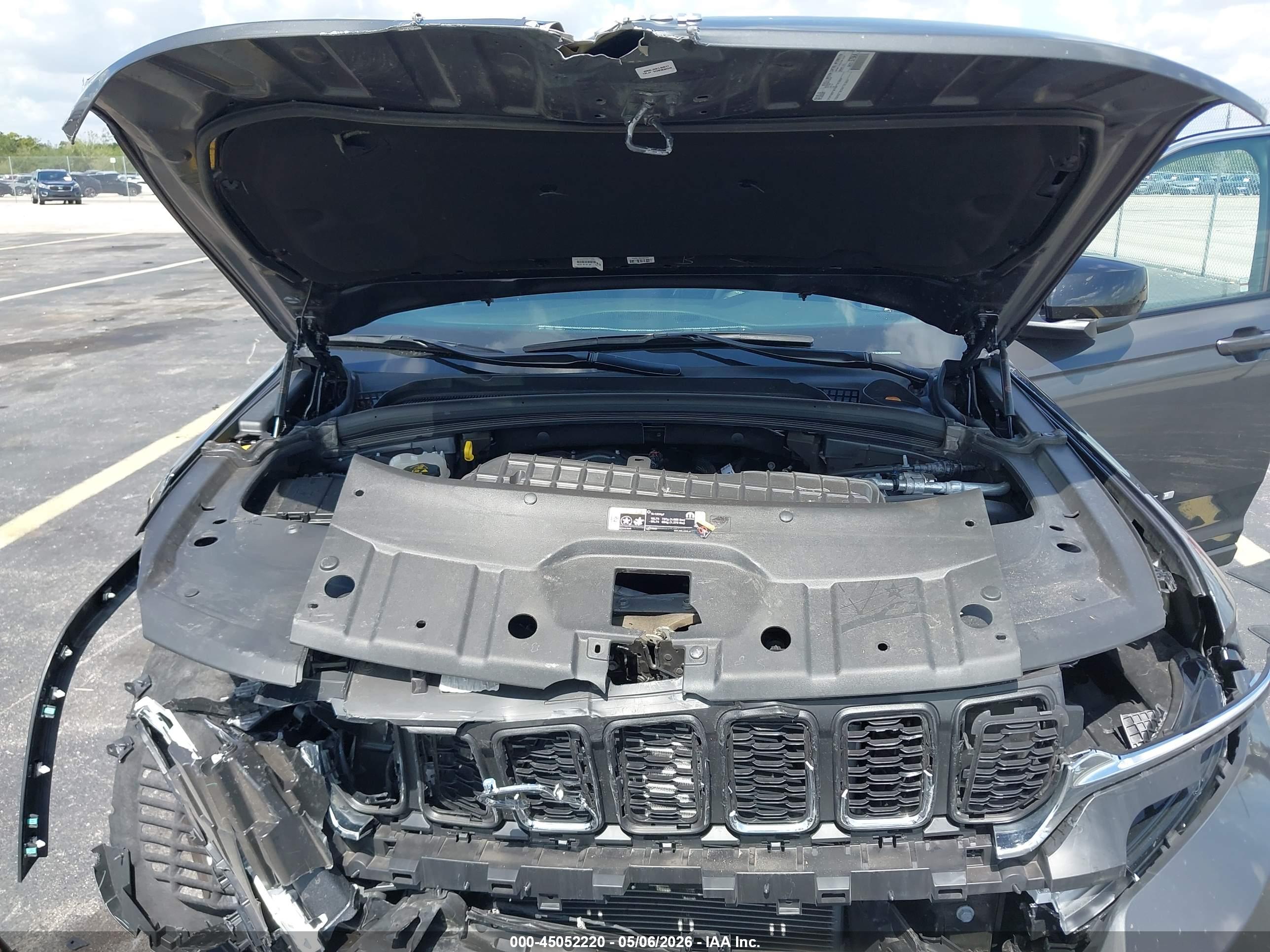 JEEP GRAND image 10
