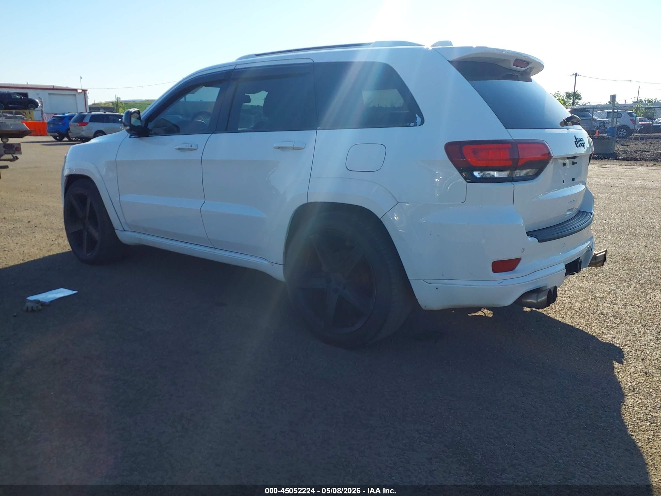 JEEP GRAND image 3