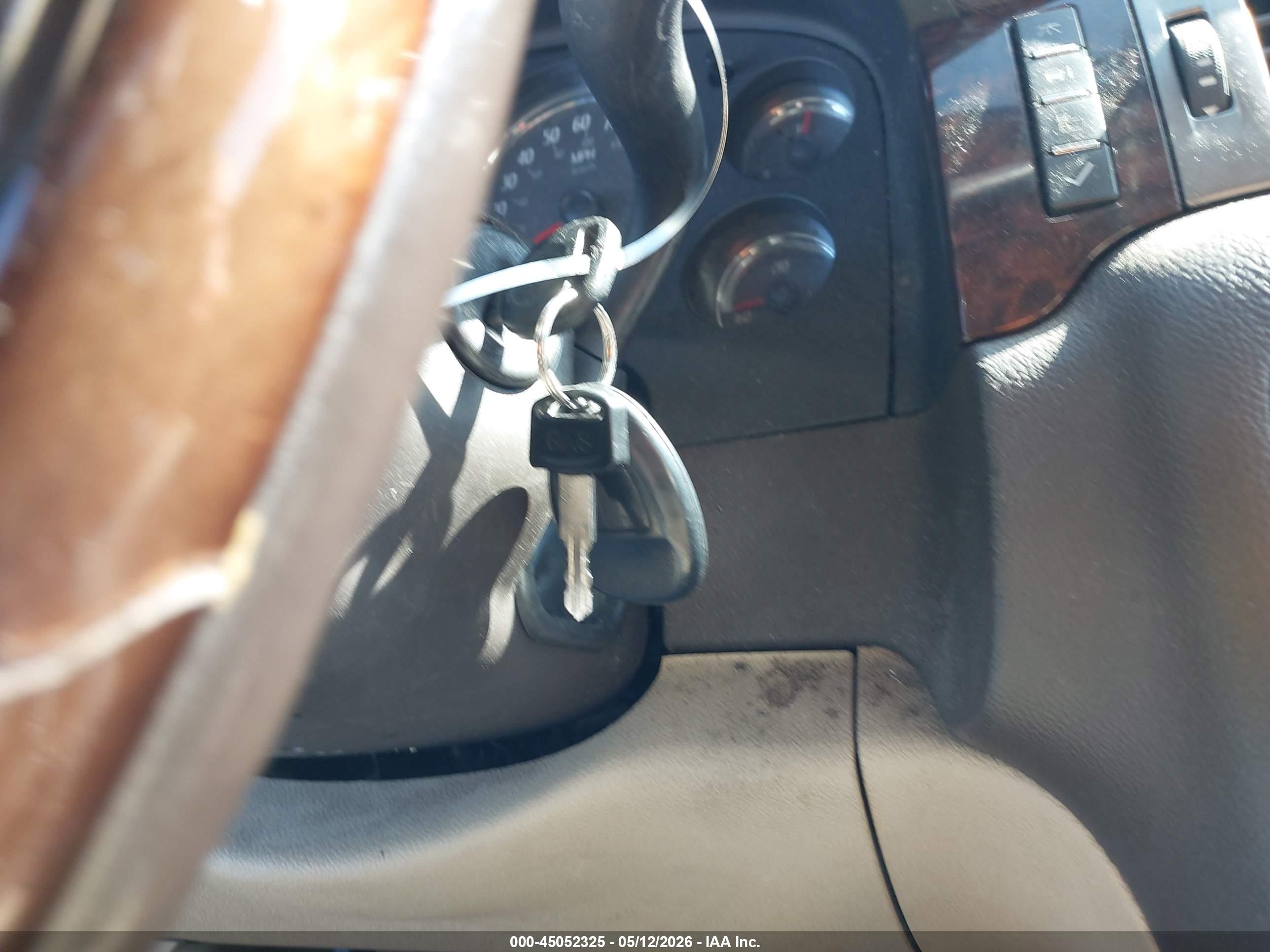 GMC YUKON image 11