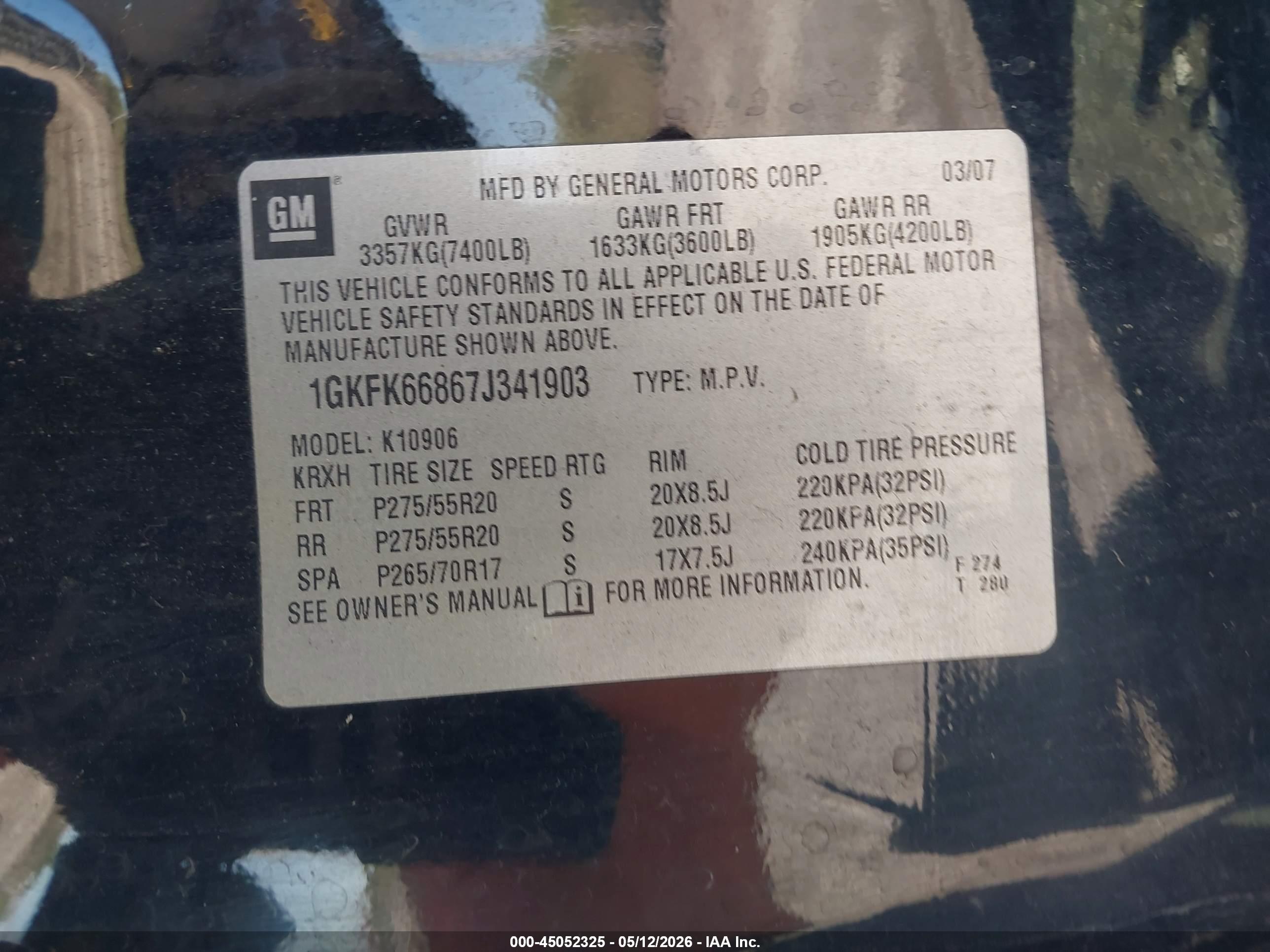 GMC YUKON image 9