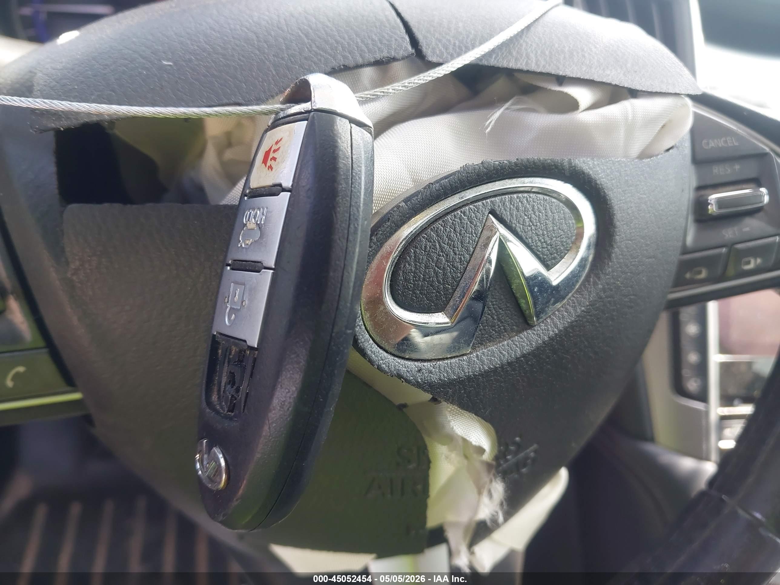 INFINITI Q50 image 11